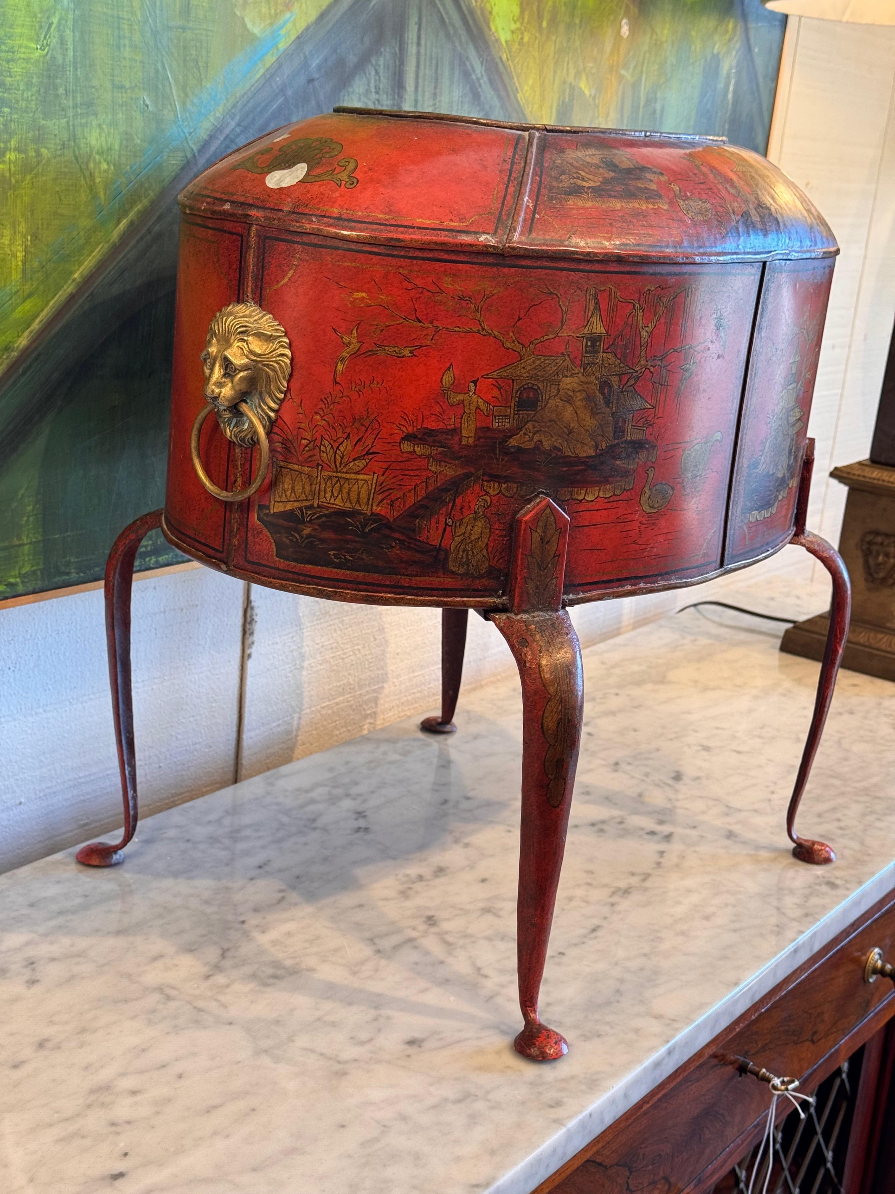 Début du 20ème siècle Sautoir à charbon doré Tole et Parcel des années 1920 en vente