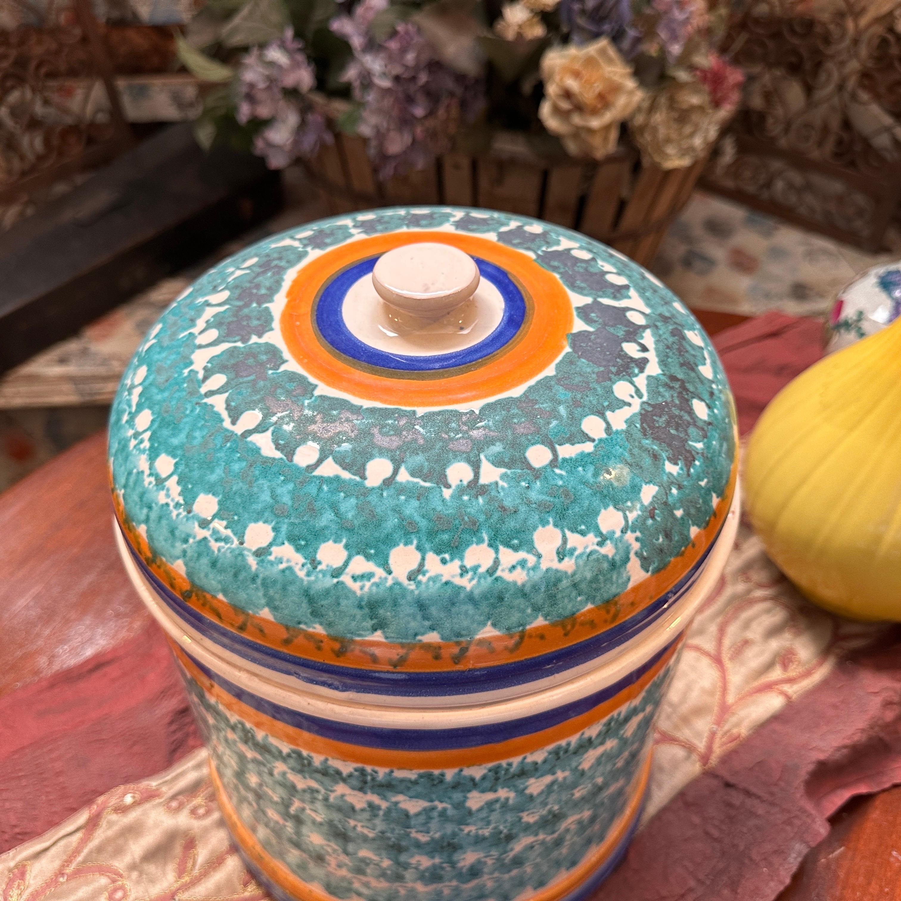 Hand-Crafted 1920s Traditional Hand-Painted Ceramic Sicilian Big Salt Container from Patti For Sale