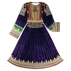 Robe traditionnelle du Moyen-Orient des années 1920 avec cadre en plexi foncé