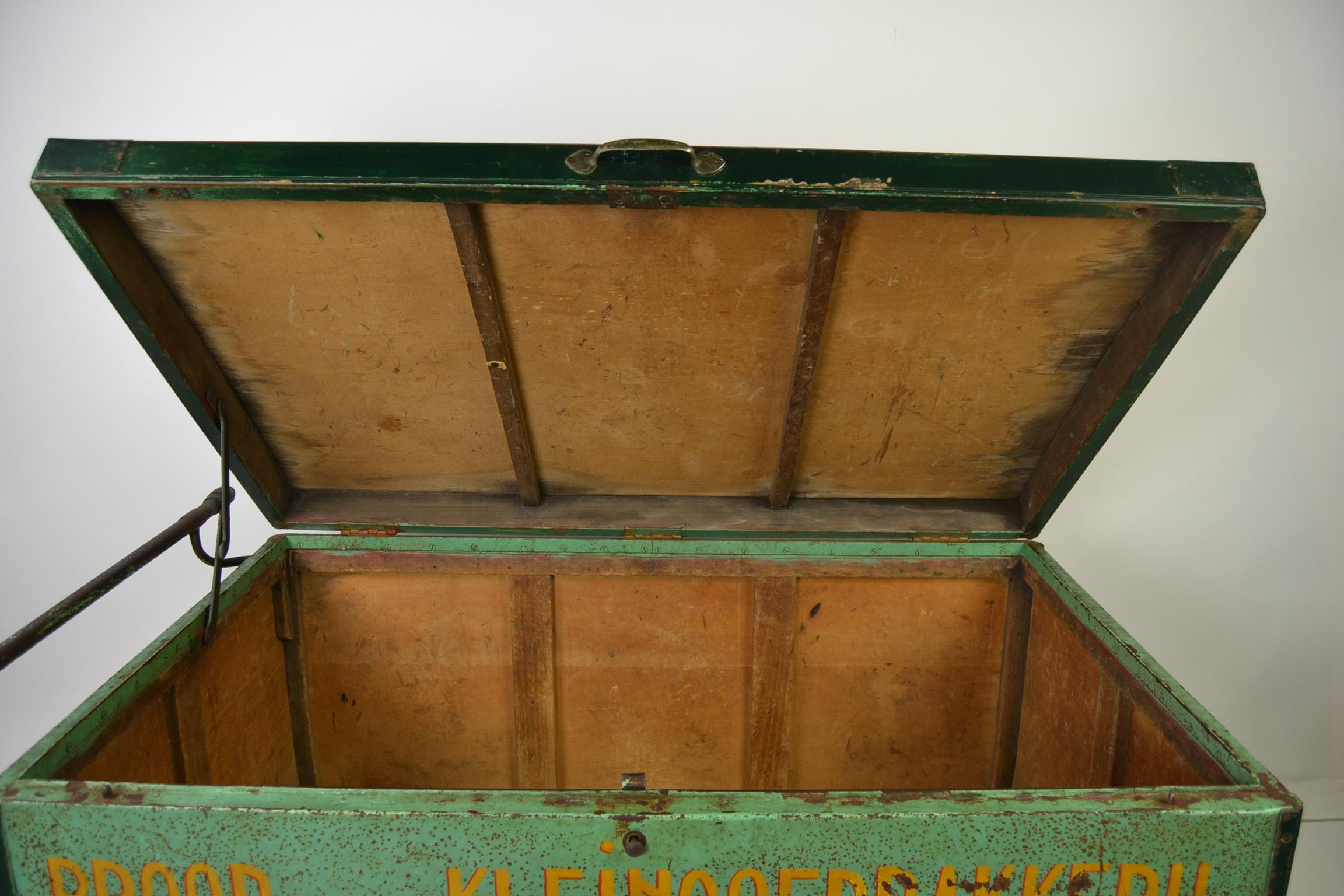 20th Century 1920s Tricycle's Wood and Metal Box from Antique Bakery's Cargo Bike 