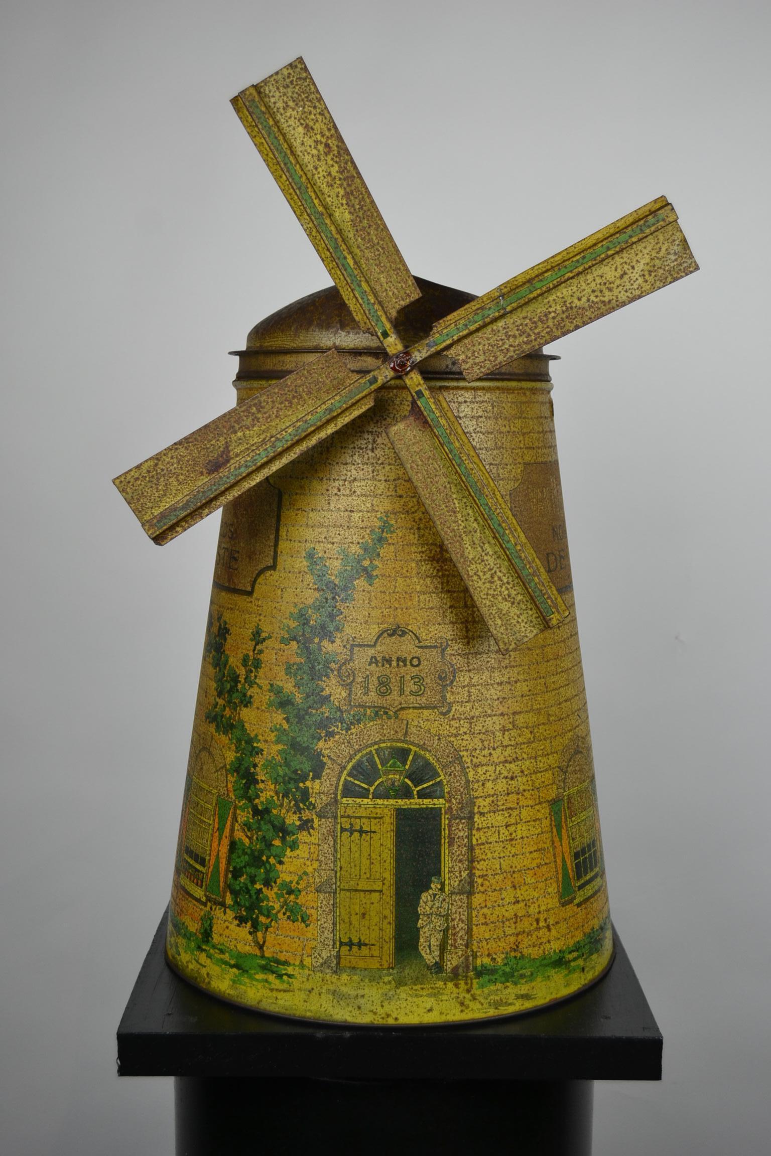 1920er Jahre Van Melle's Toffees Tin - Antike Candy Box Holland - Niederländischer Windmühle  (Art nouveau) im Angebot
