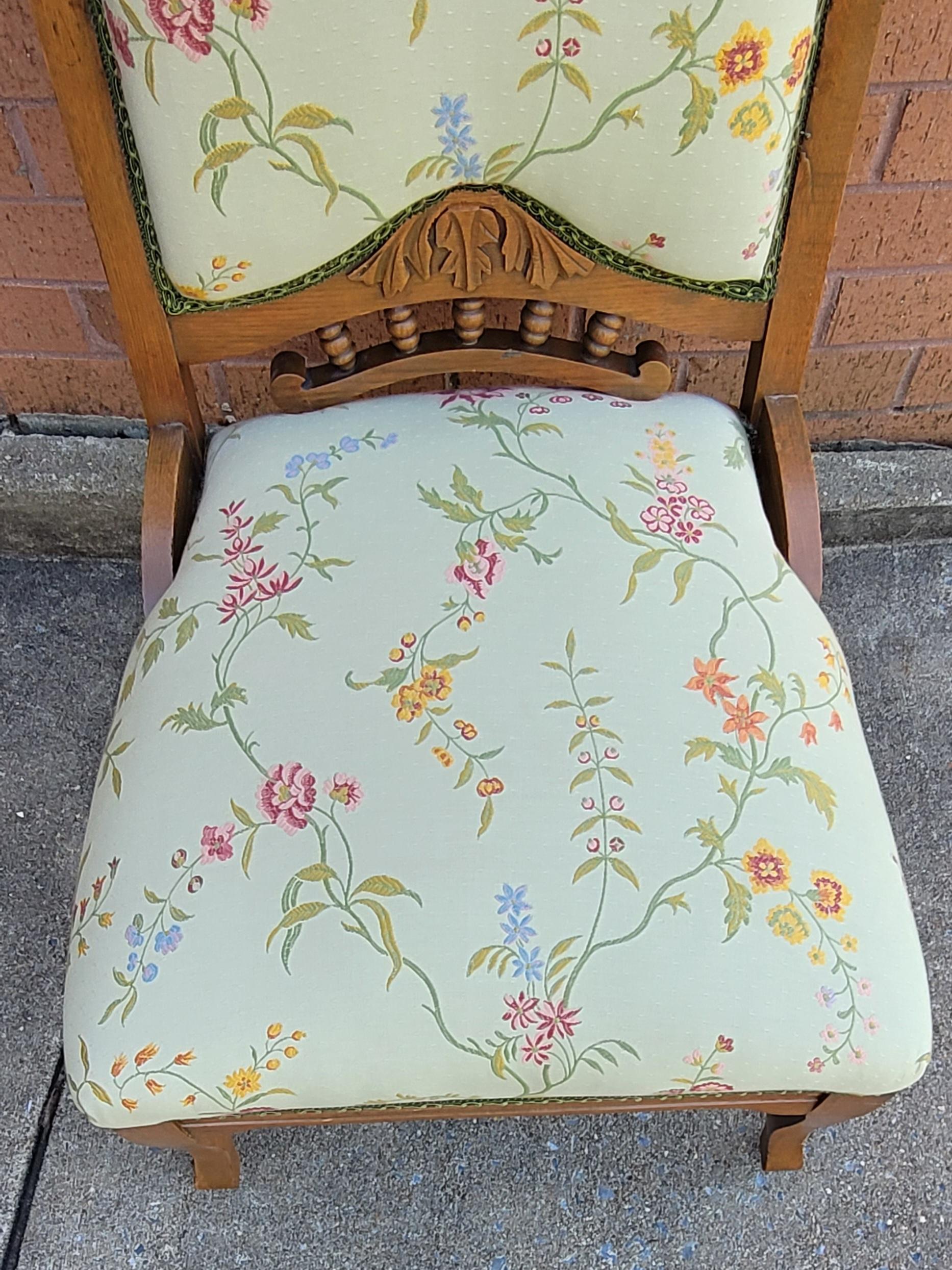 1920s Victorian Oak Upholstered Parlor Side Parlor Chairs, a Pair For Sale 9