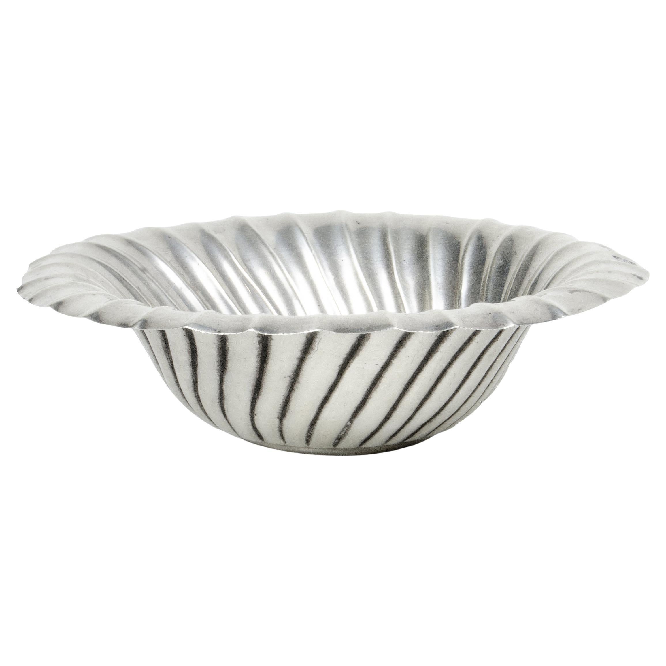 1920s Vienna Secession Silver Bowl by J. Hoffmann for Wiener Werkstätte, Austria For Sale