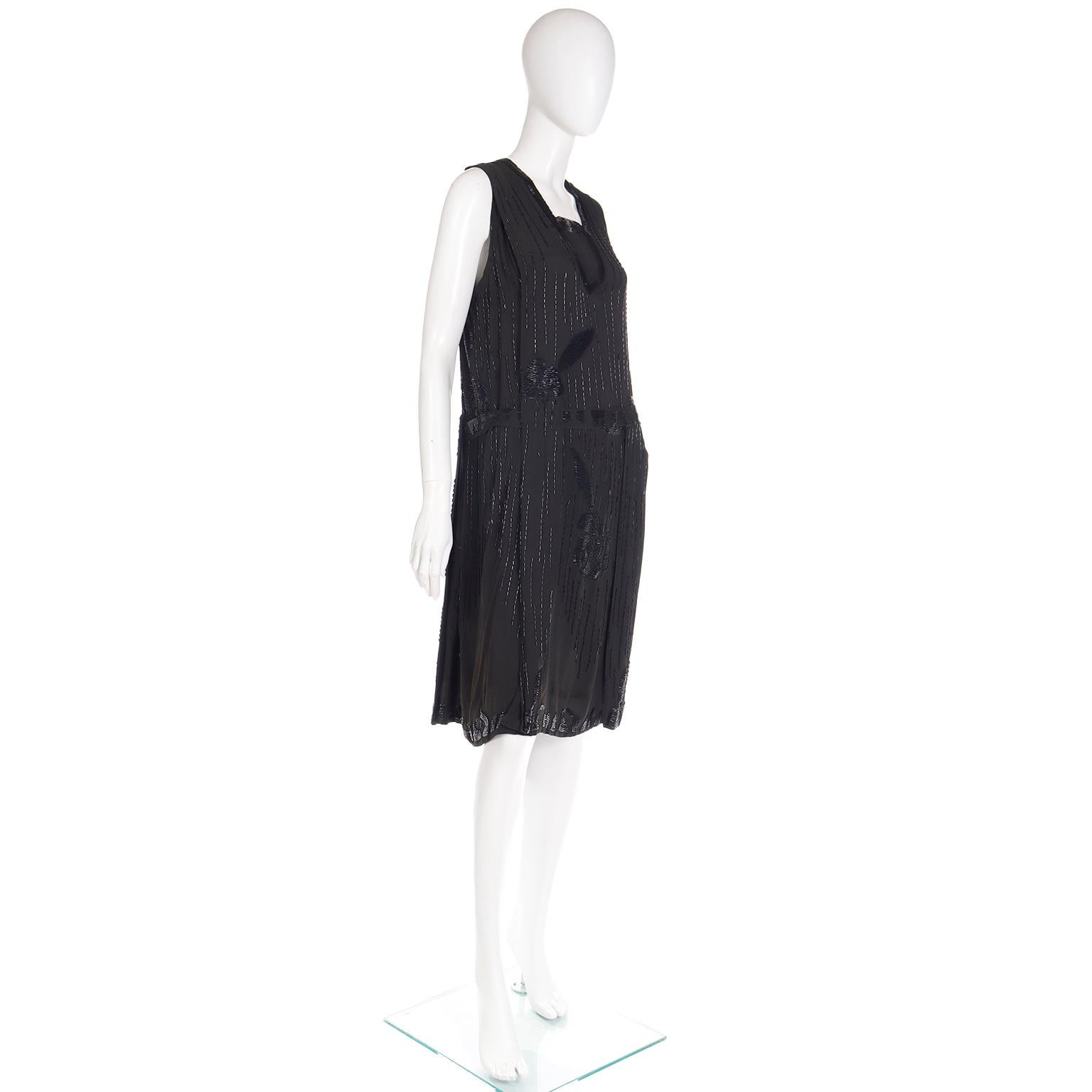 Women's 1920s Vintage Beaded Black Evening Dress