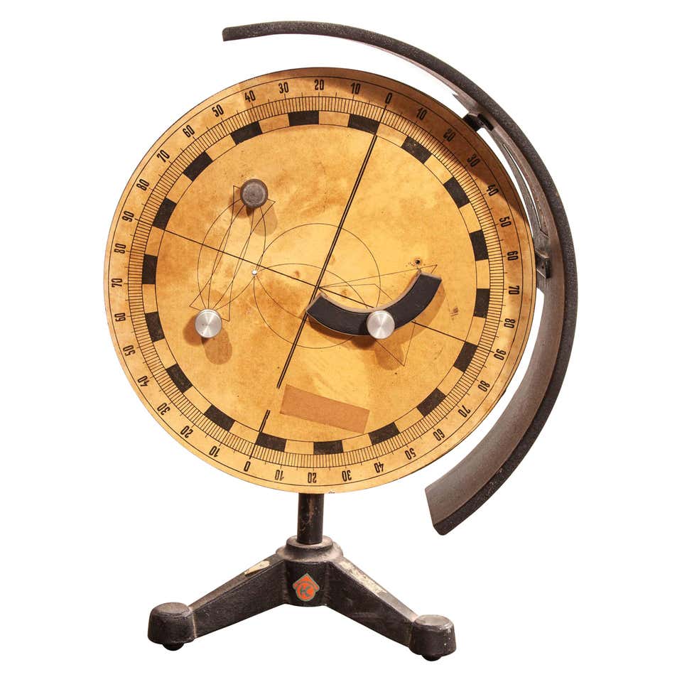 Physics Instruments - 5 For Sale on 1stDibs