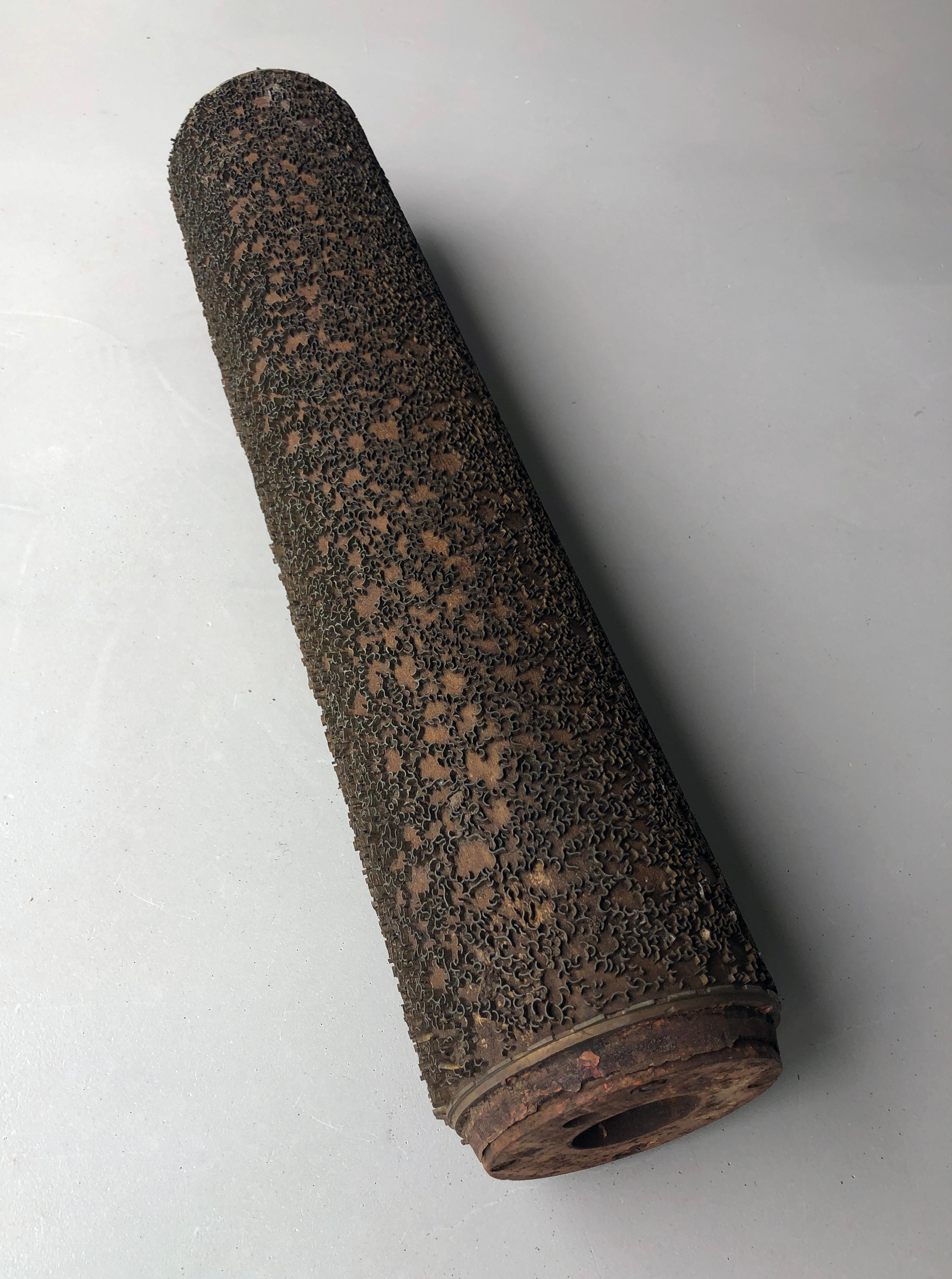 Hand-Crafted 1920s Vintage French Wallpaper Printing Roller For Sale