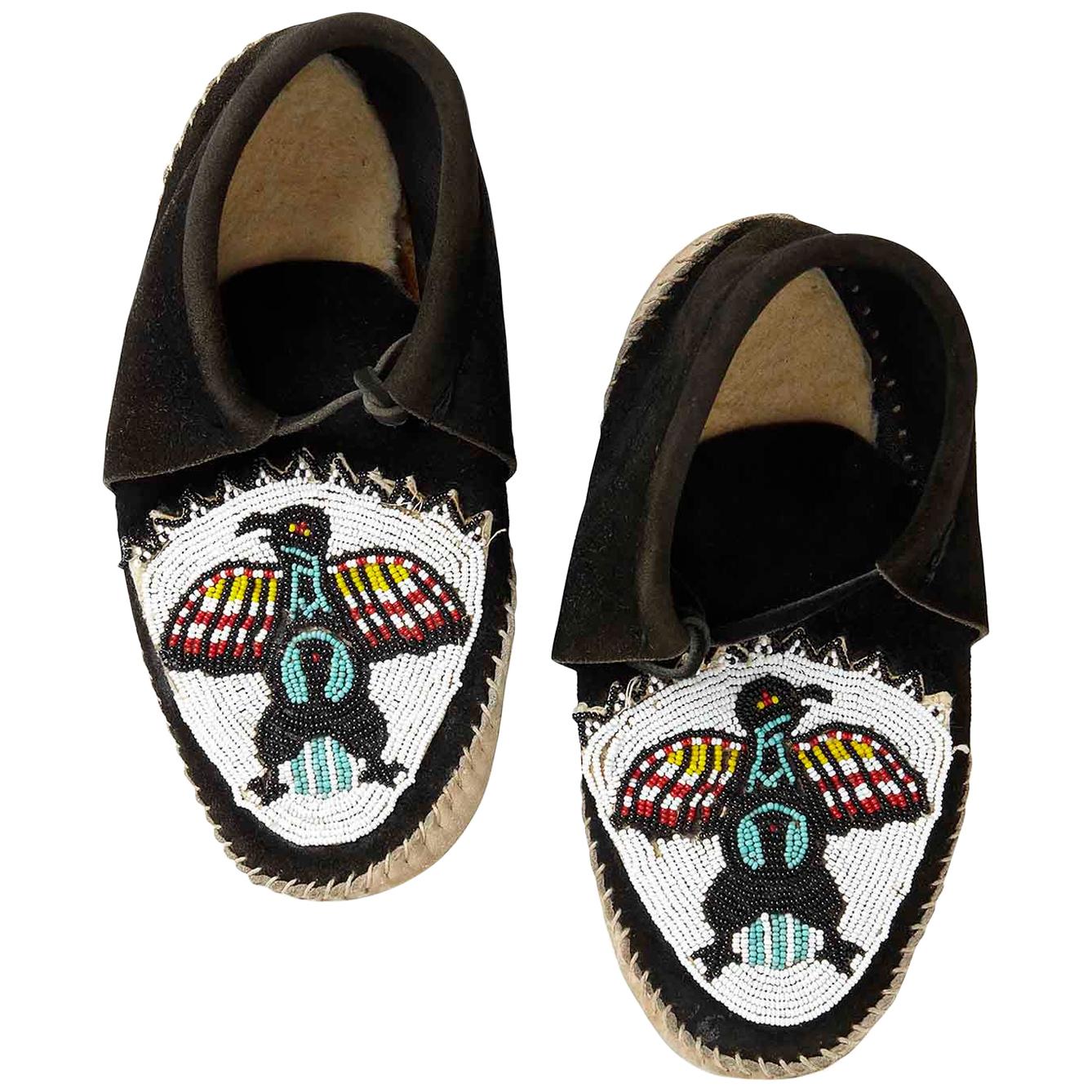 1920s Vintage Hand Beaded Native American Suede & Leather Moccasins 