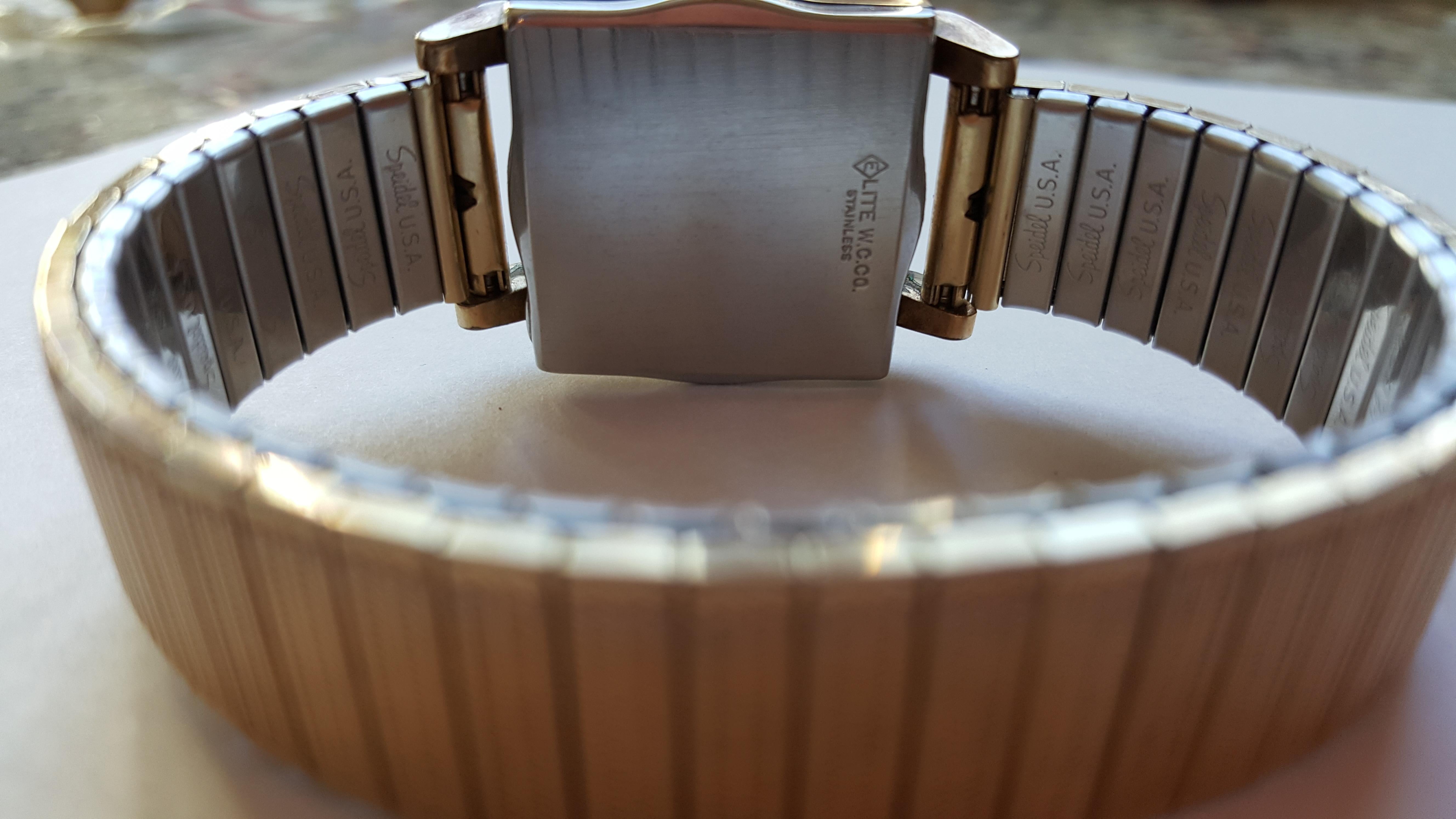 1920s Vintage Illinois Watch Square Case, 10 Karat Gold-Plated In Good Condition In San Diego, CA