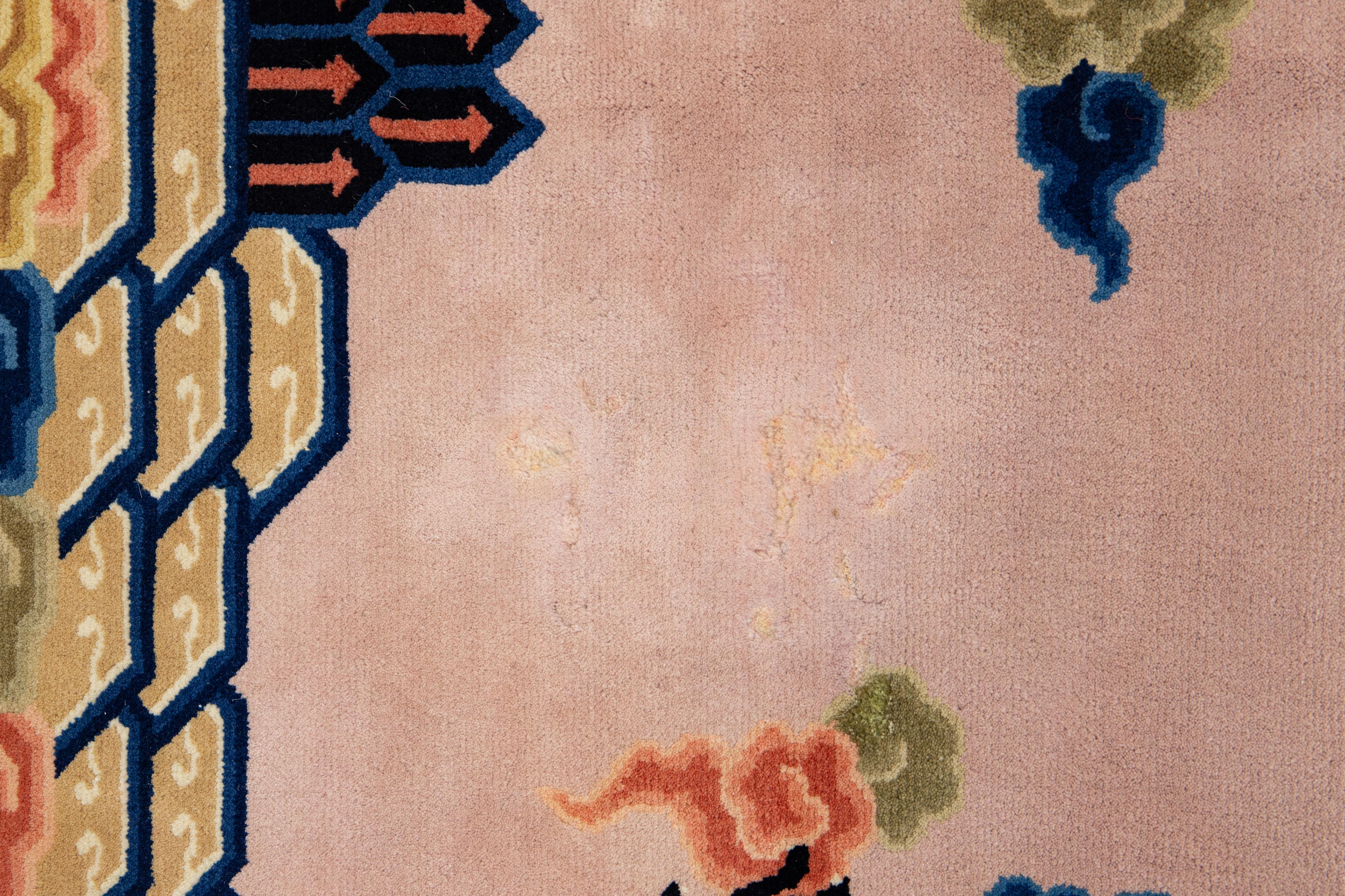 1920er Jahre Vintage Peking Wollteppich Handgefertigt In Hellrosa mit Classic Chinese Design im Angebot 6