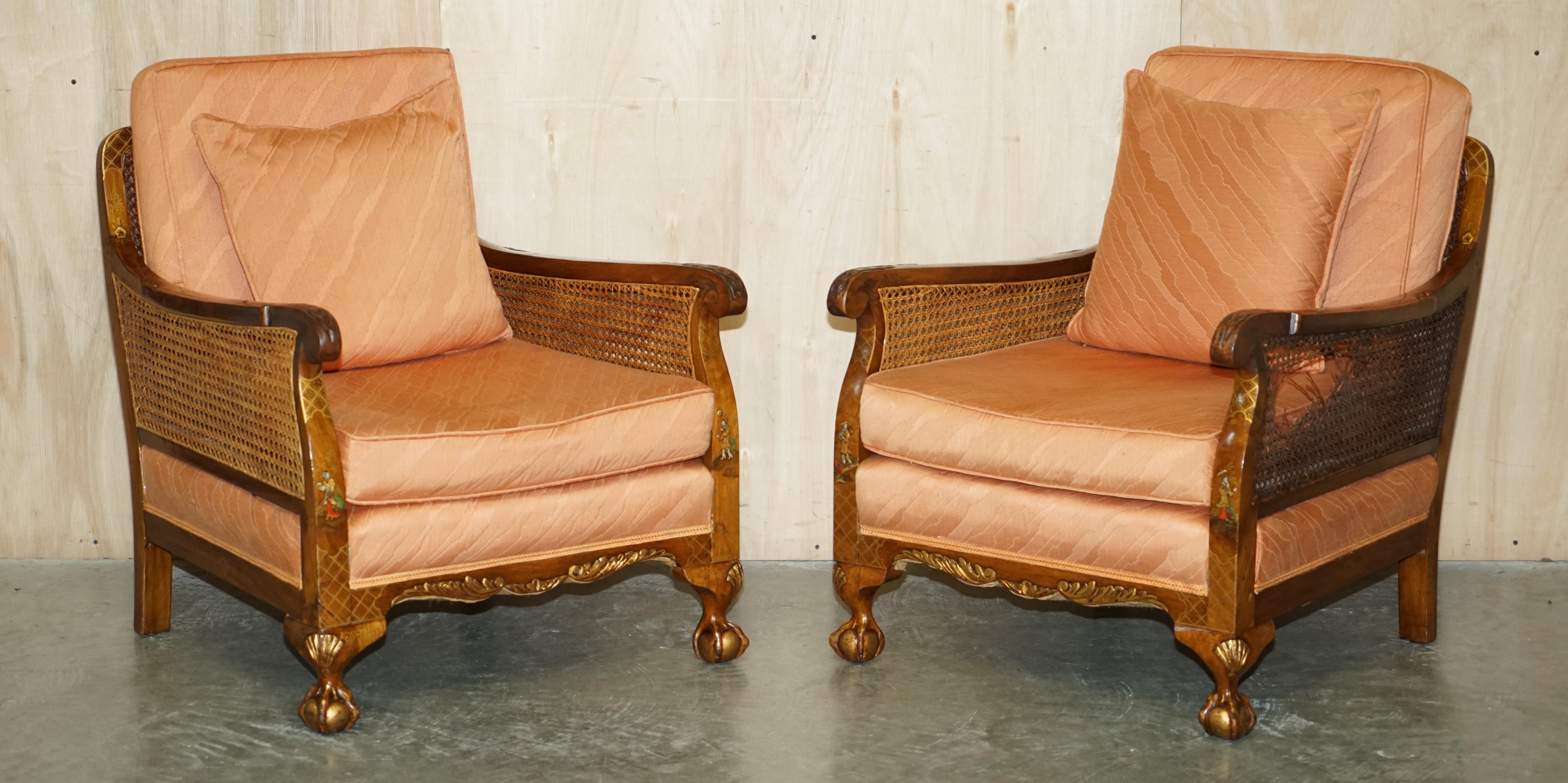 1920's WALNUT & CHINOISERIE 3 PIECE BERGERE SOFA ARMCHAIR SUITE FOR RESTORATION For Sale 6