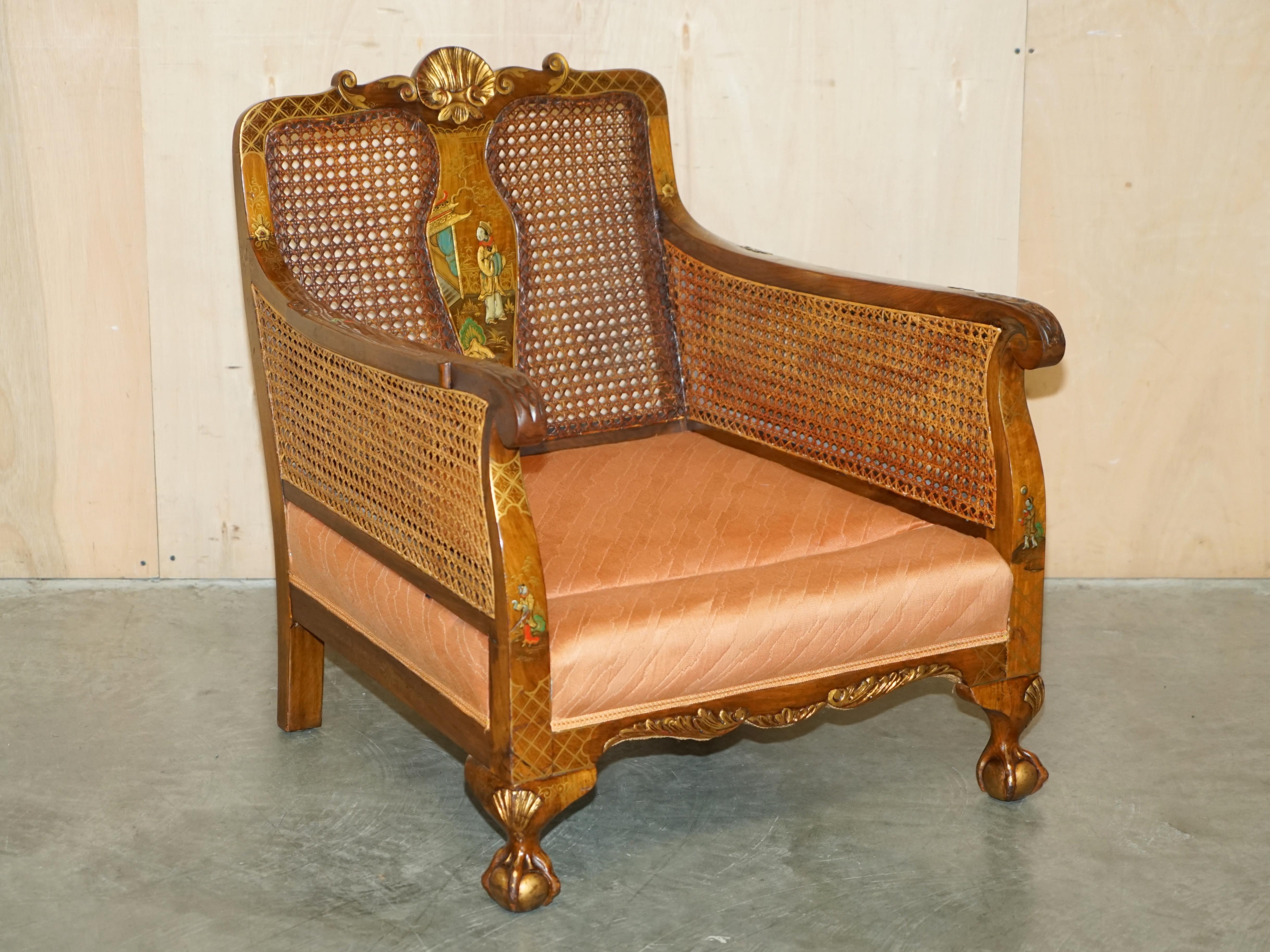 1920's WALNUT & CHINOISERIE 3 PIECE BERGERE SOFA ARMCHAIR SUITE FOR RESTORATION For Sale 12