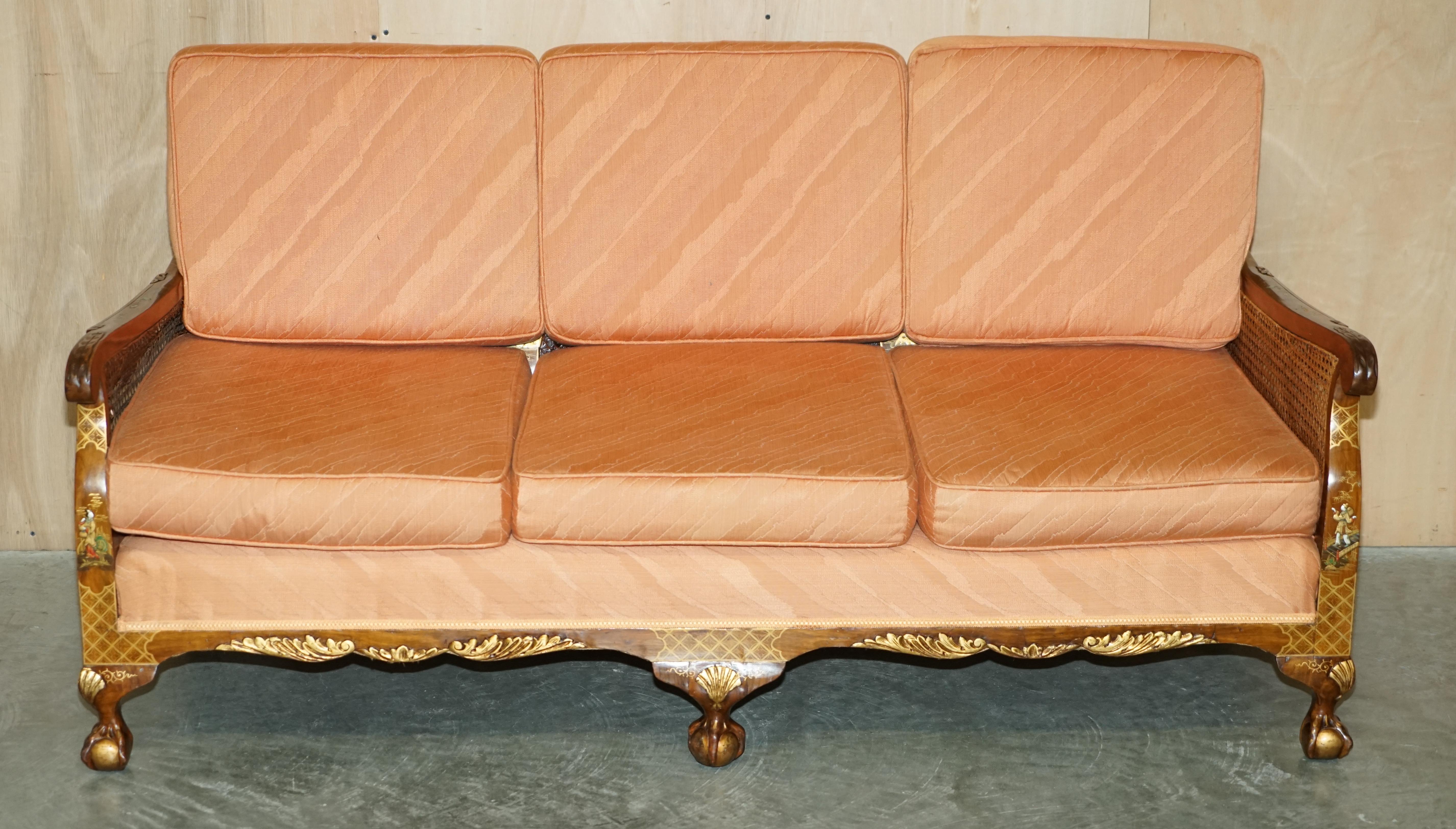 Hand-Crafted 1920's WALNUT & CHINOISERIE 3 PIECE BERGERE SOFA ARMCHAIR SUITE FOR RESTORATION For Sale