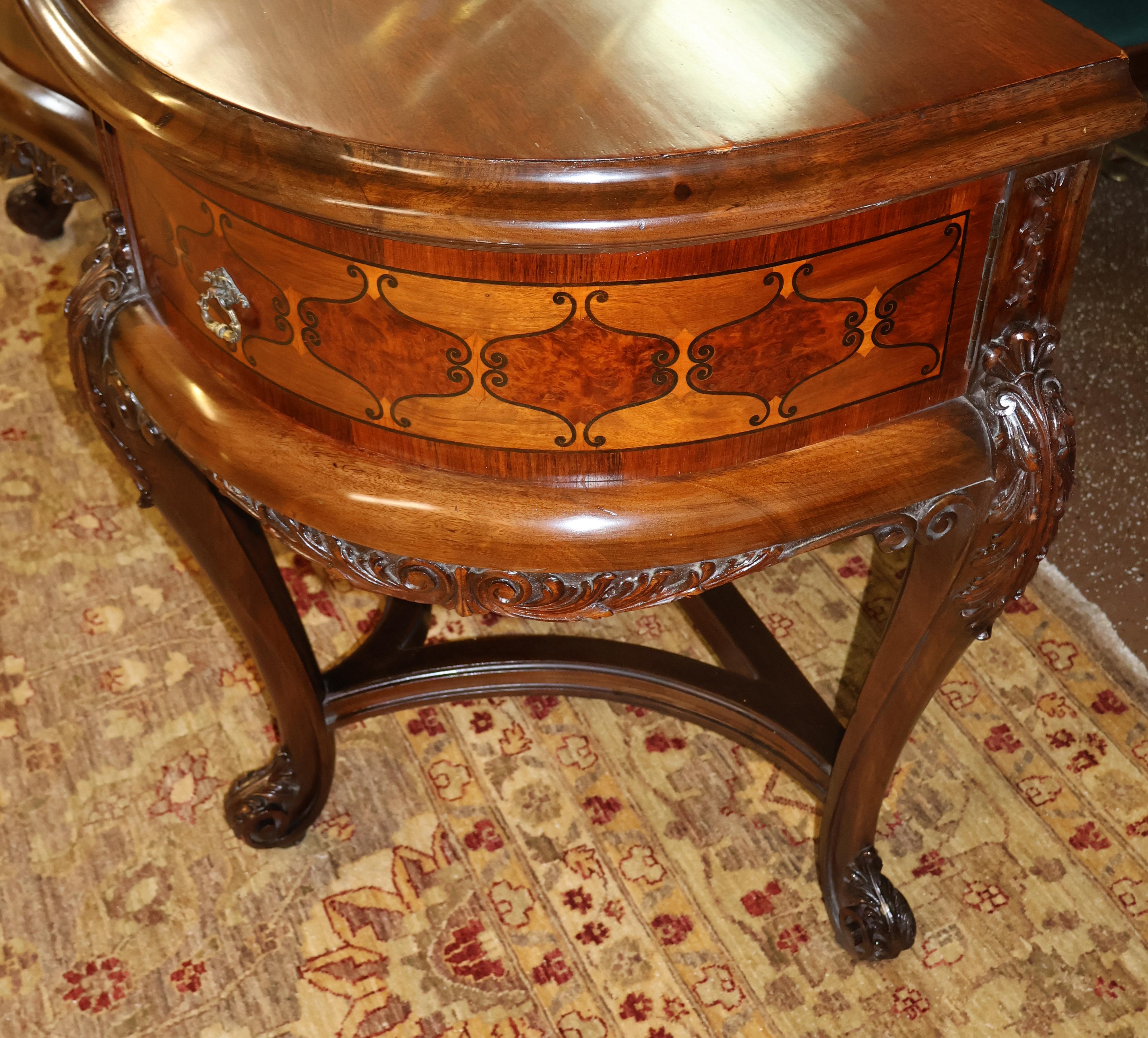 1920's Walnut Inlaid French Style Server Buffet Sideboard By Rockford Furniture In Good Condition For Sale In Long Branch, NJ