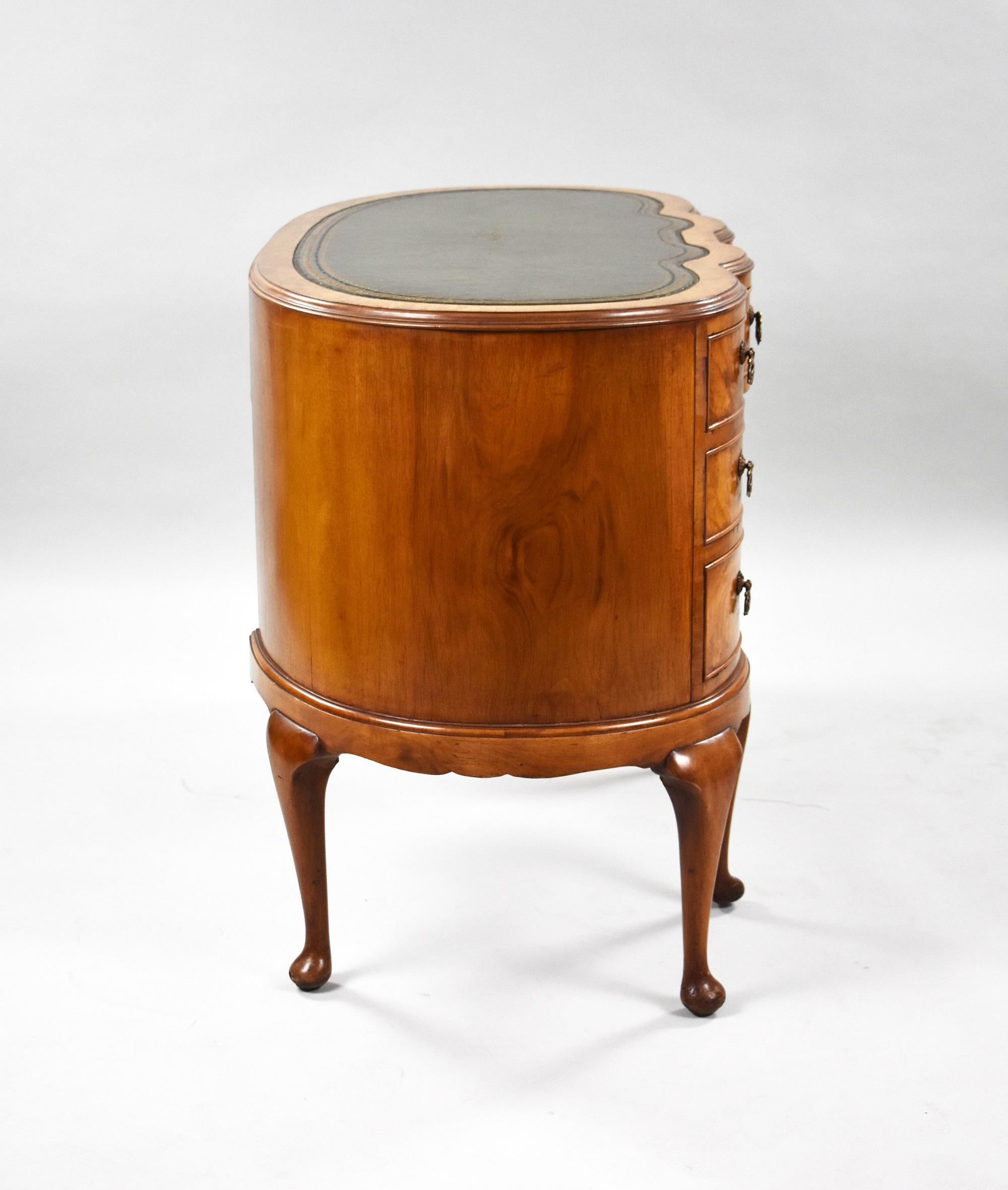 1920s Walnut Kidney Shaped Desk For Sale 3