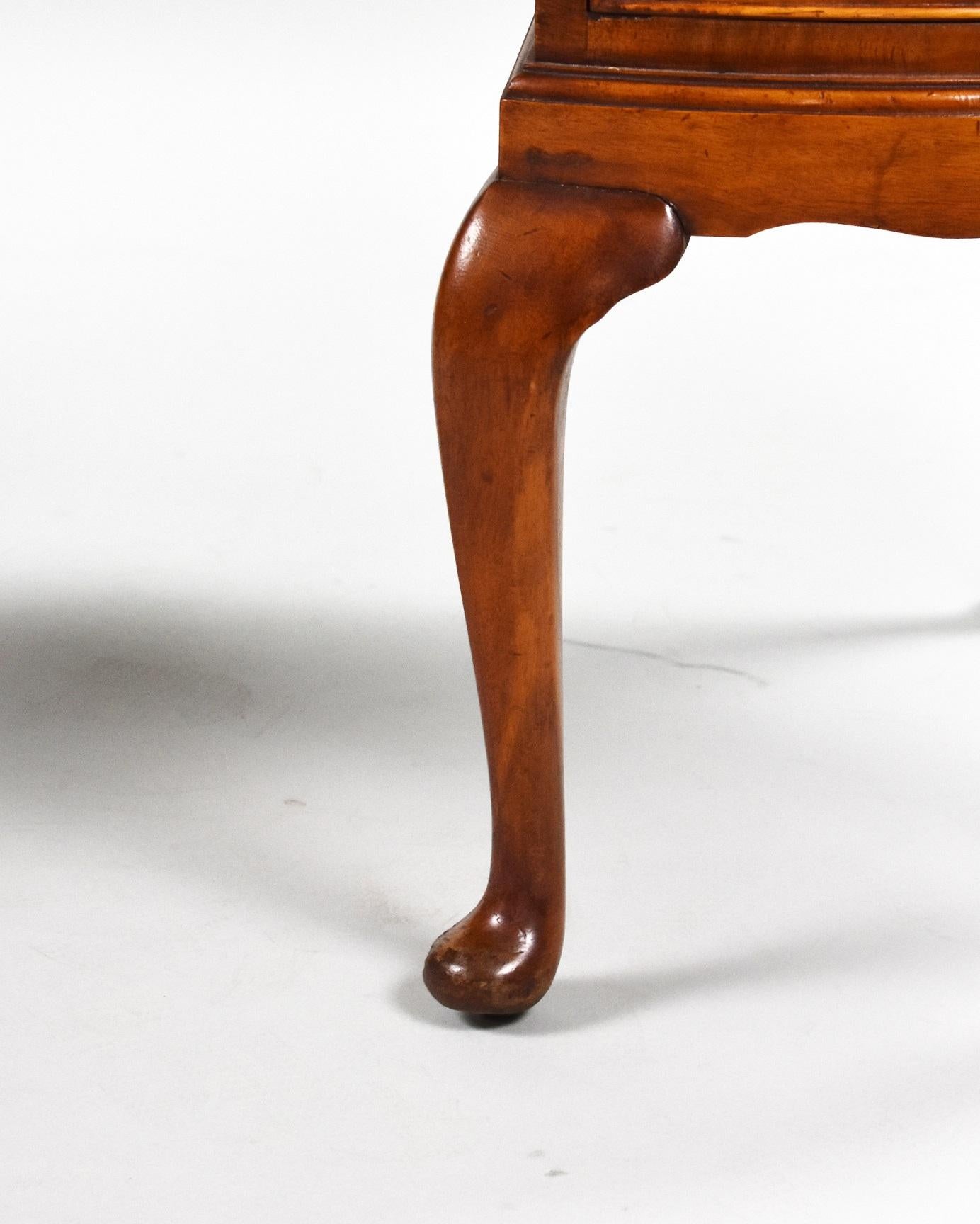 1920s Walnut Kidney Shaped Desk For Sale 2