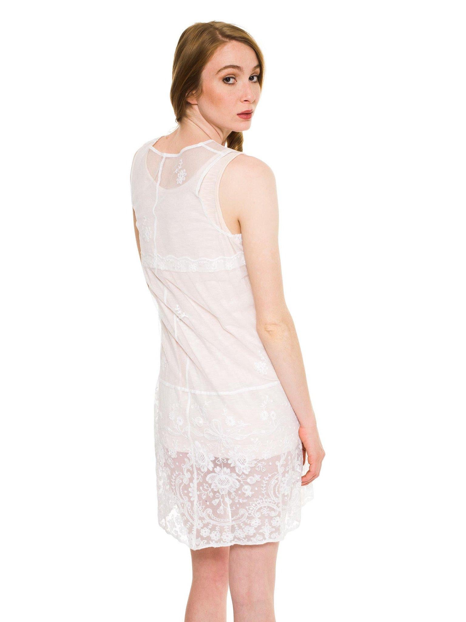 1920er Weißes Kleid aus besticktem Tüll und edwardianischer Spitze mit abgeschrägter Taille aus Baumwolle im Zustand „Hervorragend“ im Angebot in New York, NY