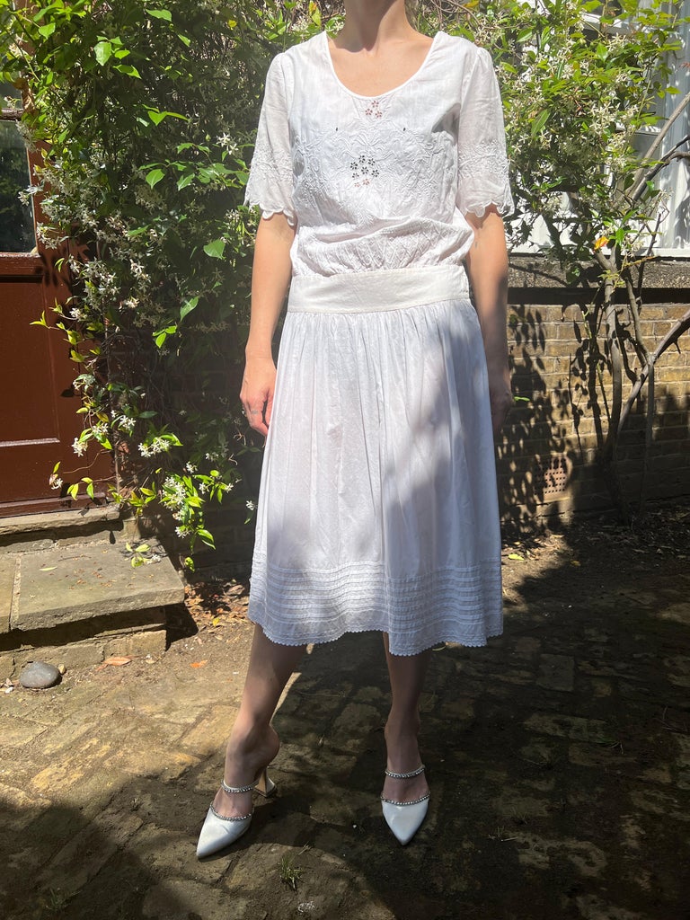 white christmas dresses Adorable 1960's White Cotton Special Occasion Dress / Medium – Xtabay  Vintage main image 1