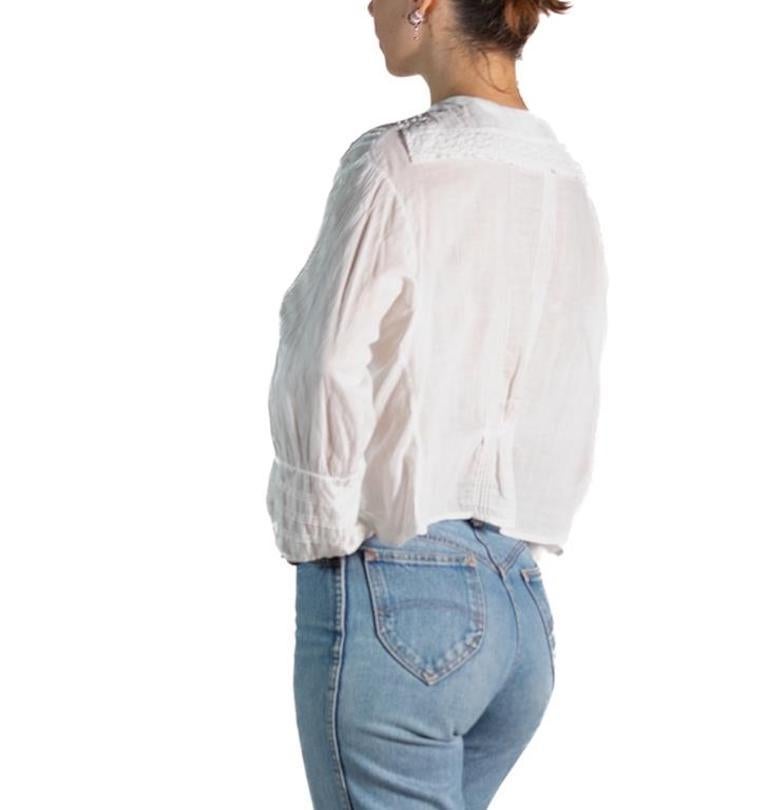 1920S White Hand Embroidered Organic Cotton Voile Top In Excellent Condition For Sale In New York, NY