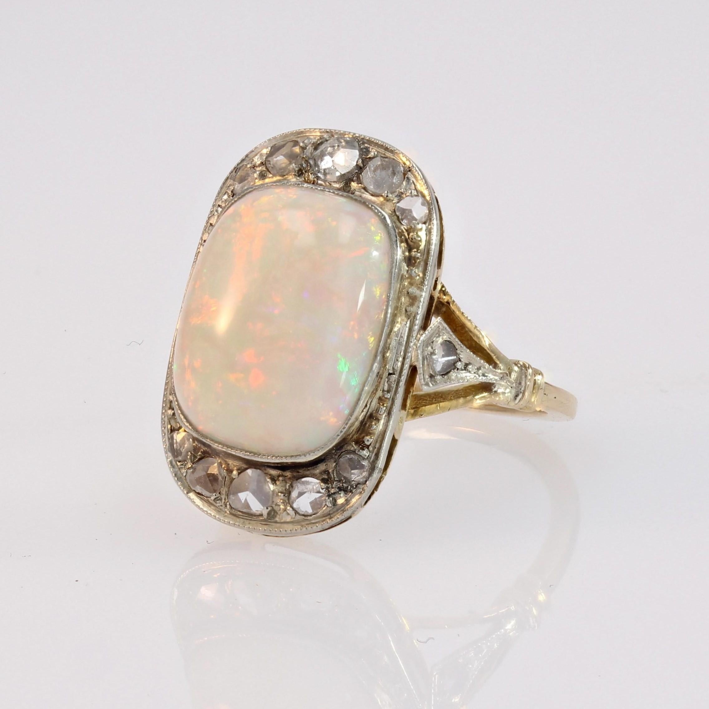 1920er Jahre Platinring mit weißem Opal und Diamanten aus 18 Karat Gelbgold im Angebot 4