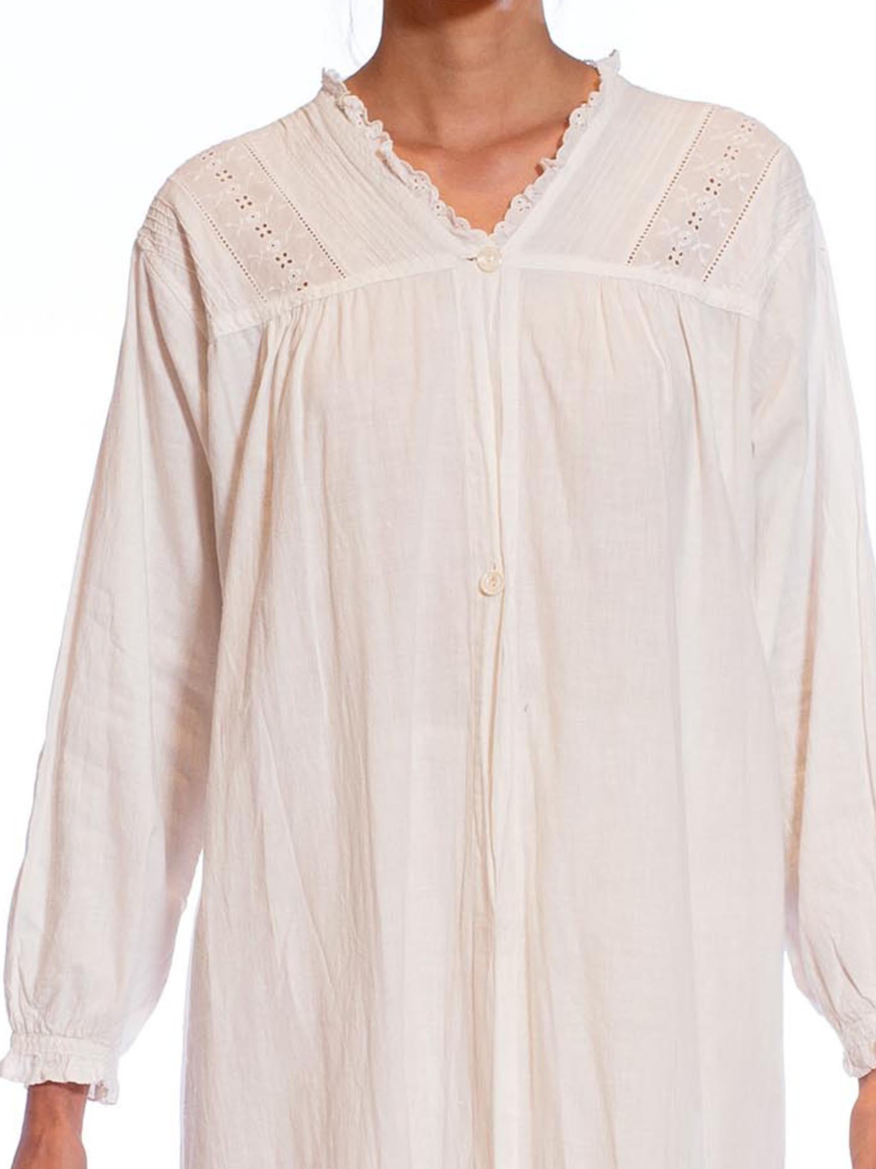 1920S White Organic Cotton Lace Trimmed Duster Robe For Sale 3