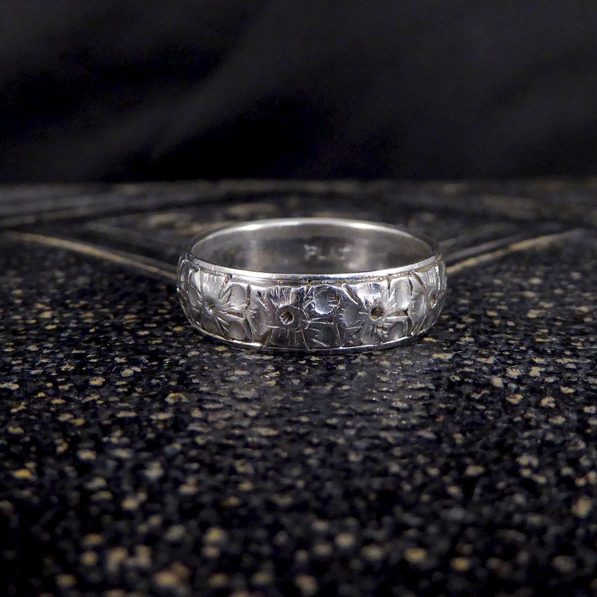 1920's Wide Detailed Platinum Band Ring In Good Condition In Yorkshire, West Yorkshire