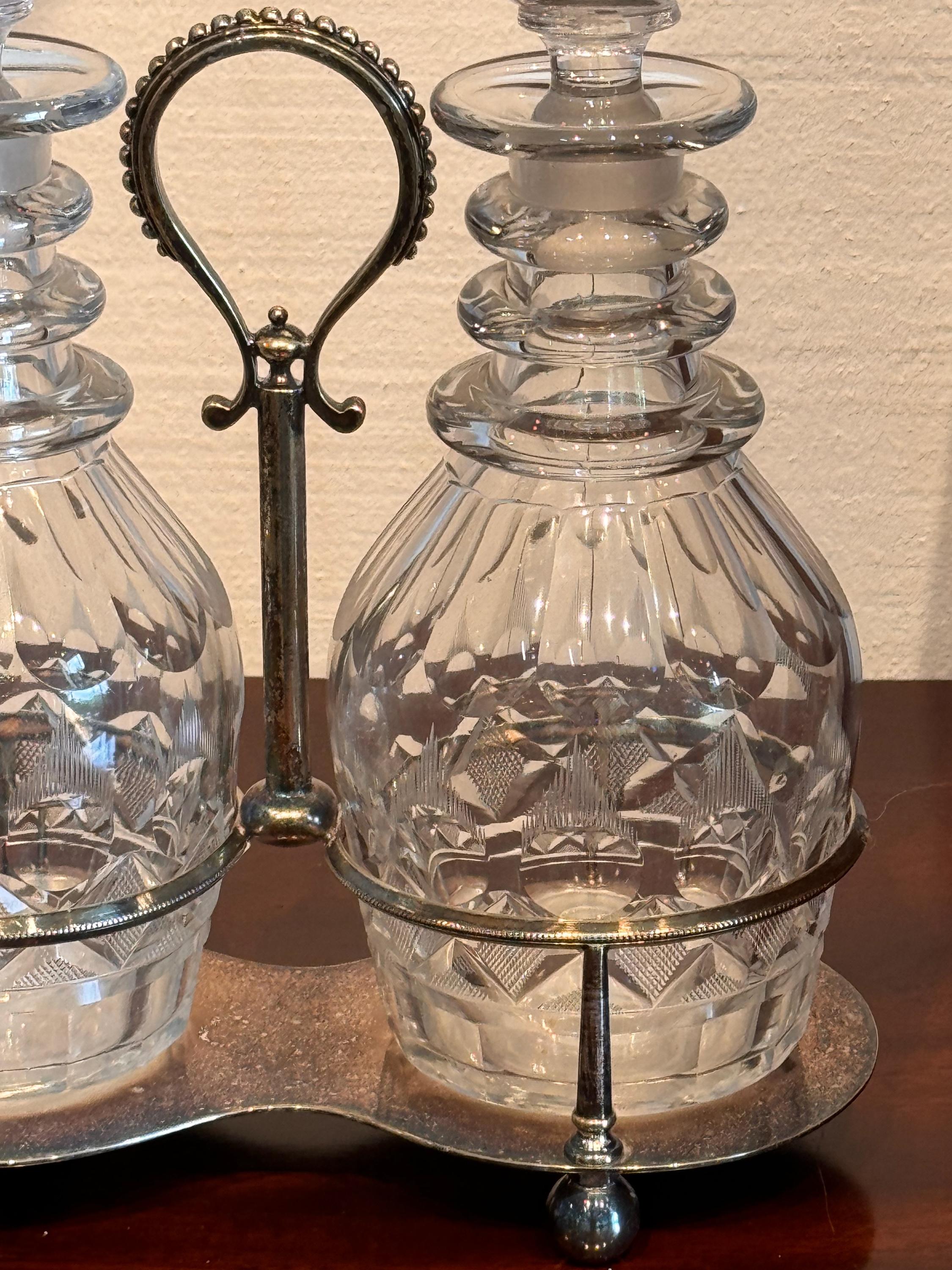 Decanter da vino anni '20 con supporto In condizioni buone in vendita a Charlottesville, VA