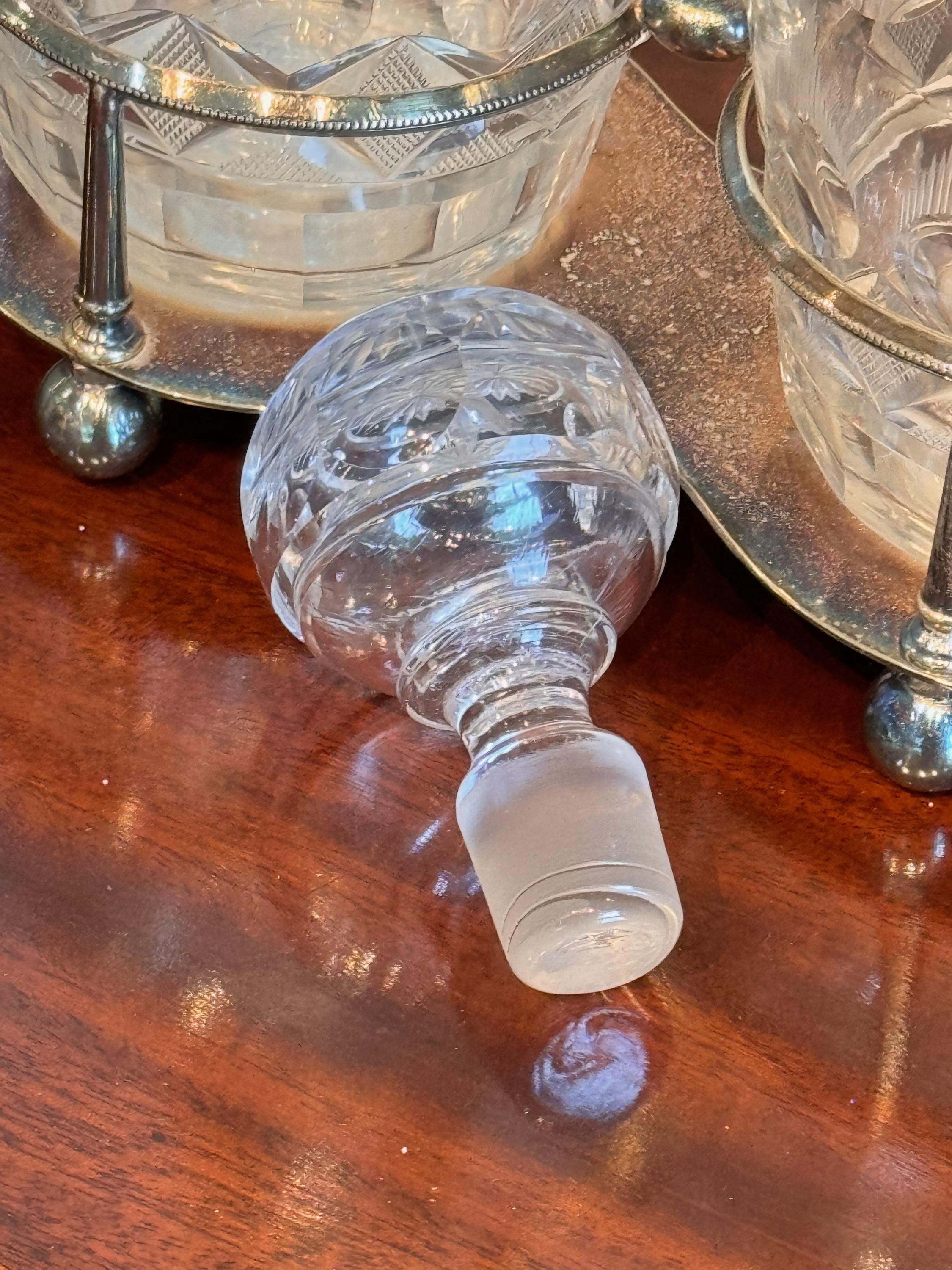 Vetro Decanter da vino anni '20 con supporto in vendita