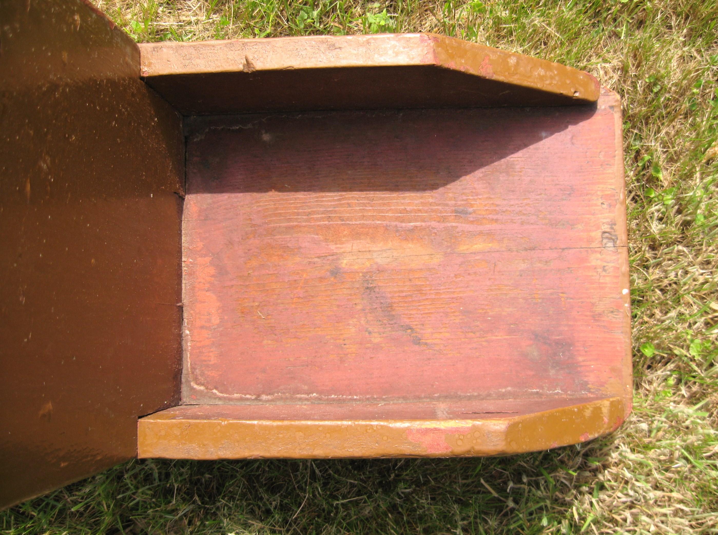 1920s Wonderful Pine Bench Golden Putty Color over Old Red Wash For Sale 3