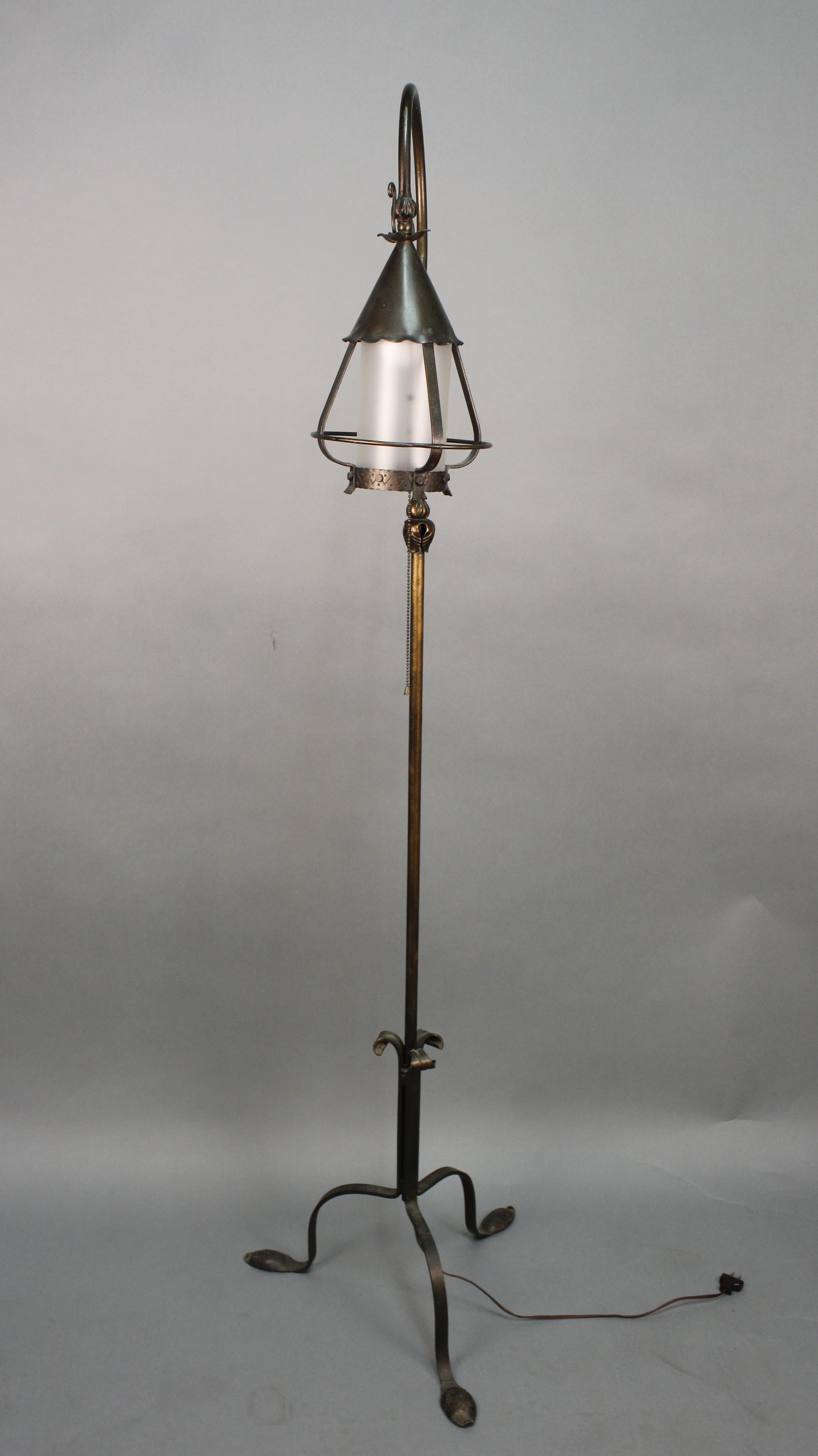 Simple floor lamp would fit nicely with Spanish Revival Monterey Furniture, circa 1920s. Measures: 67.5