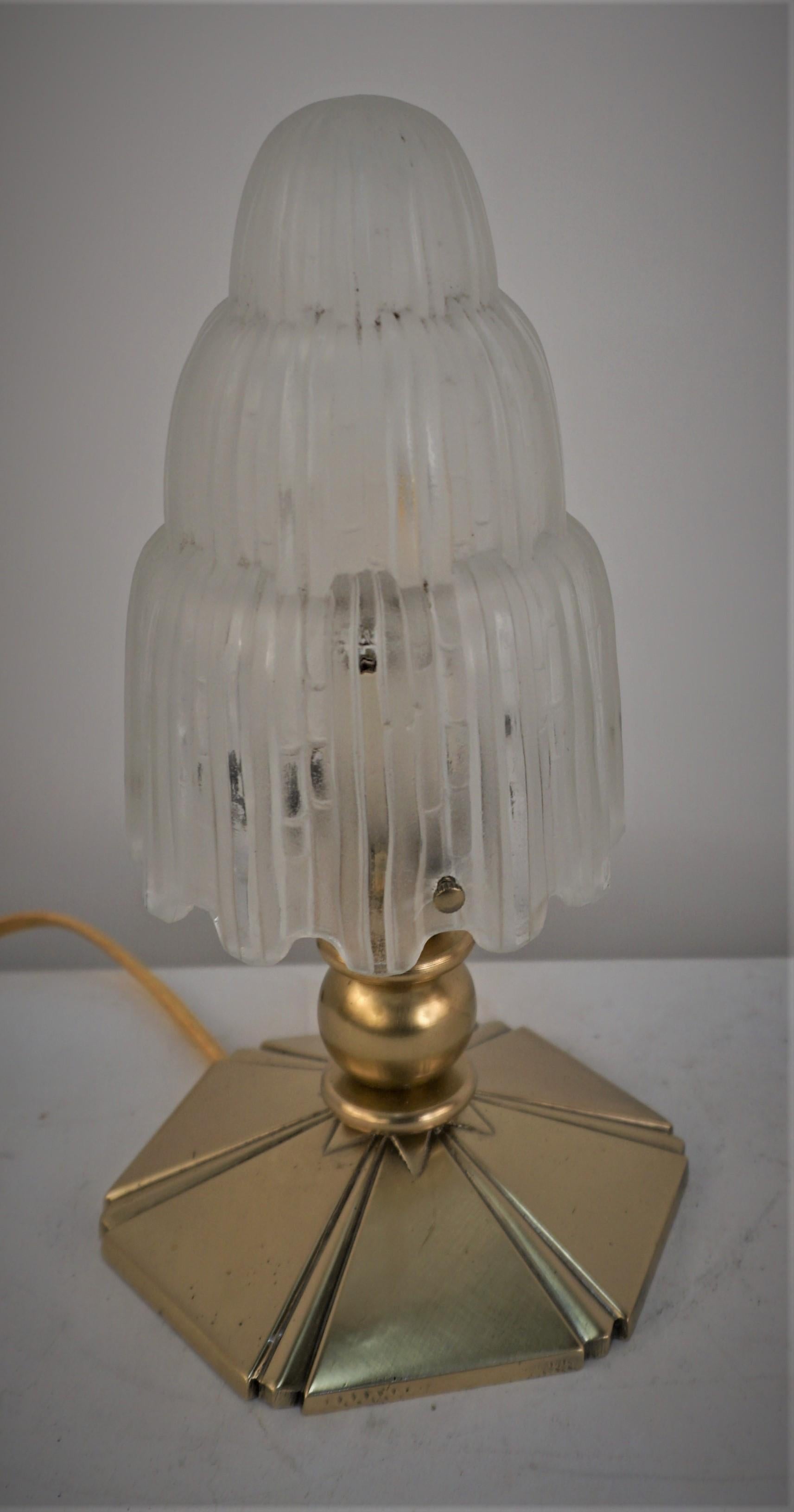 Bronze 1920'sArt Deco Table Lamp by Sabino For Sale