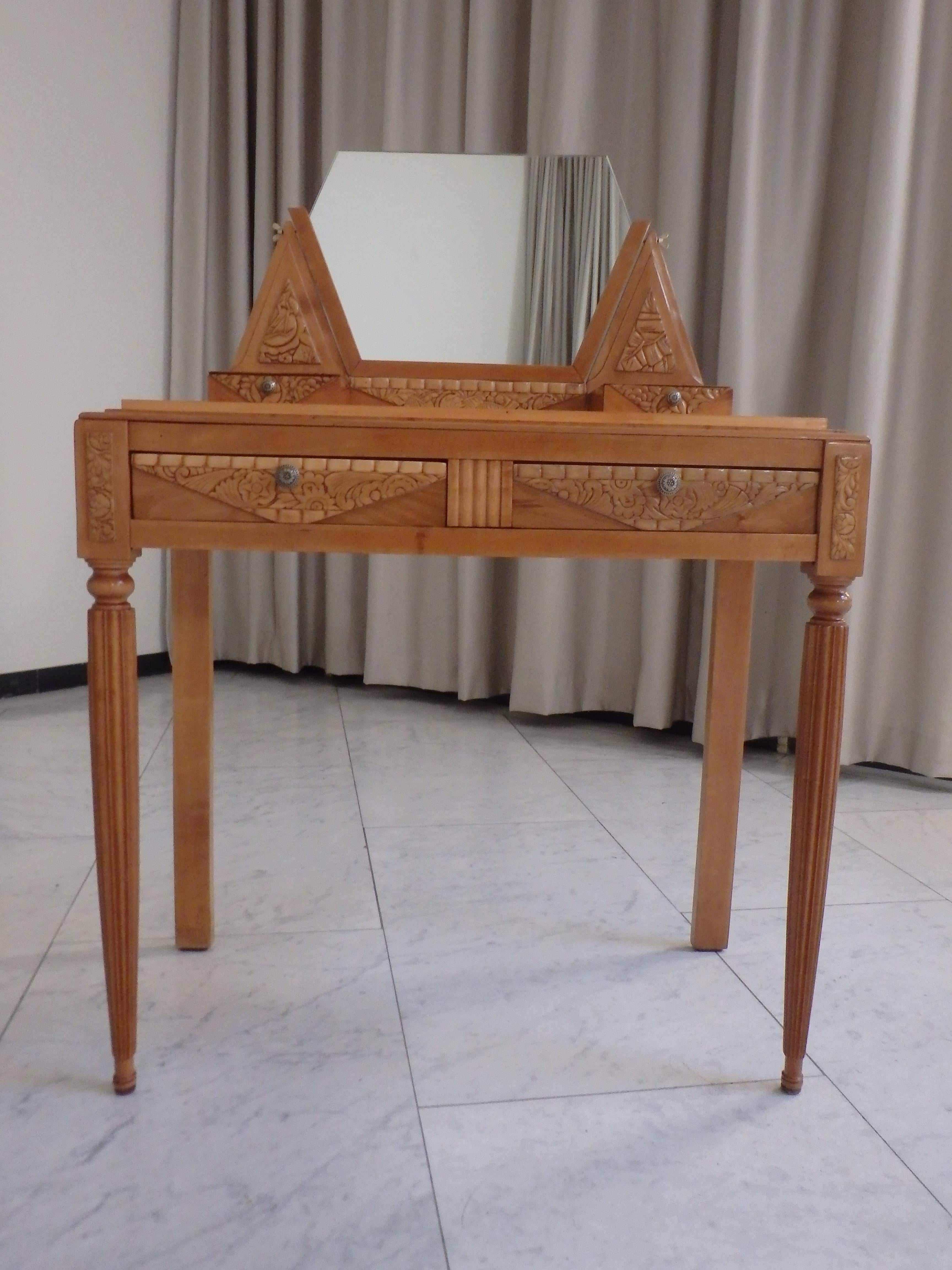 1920thies birch with cubistic carved flowers vanity , console or writing desk For Sale 3
