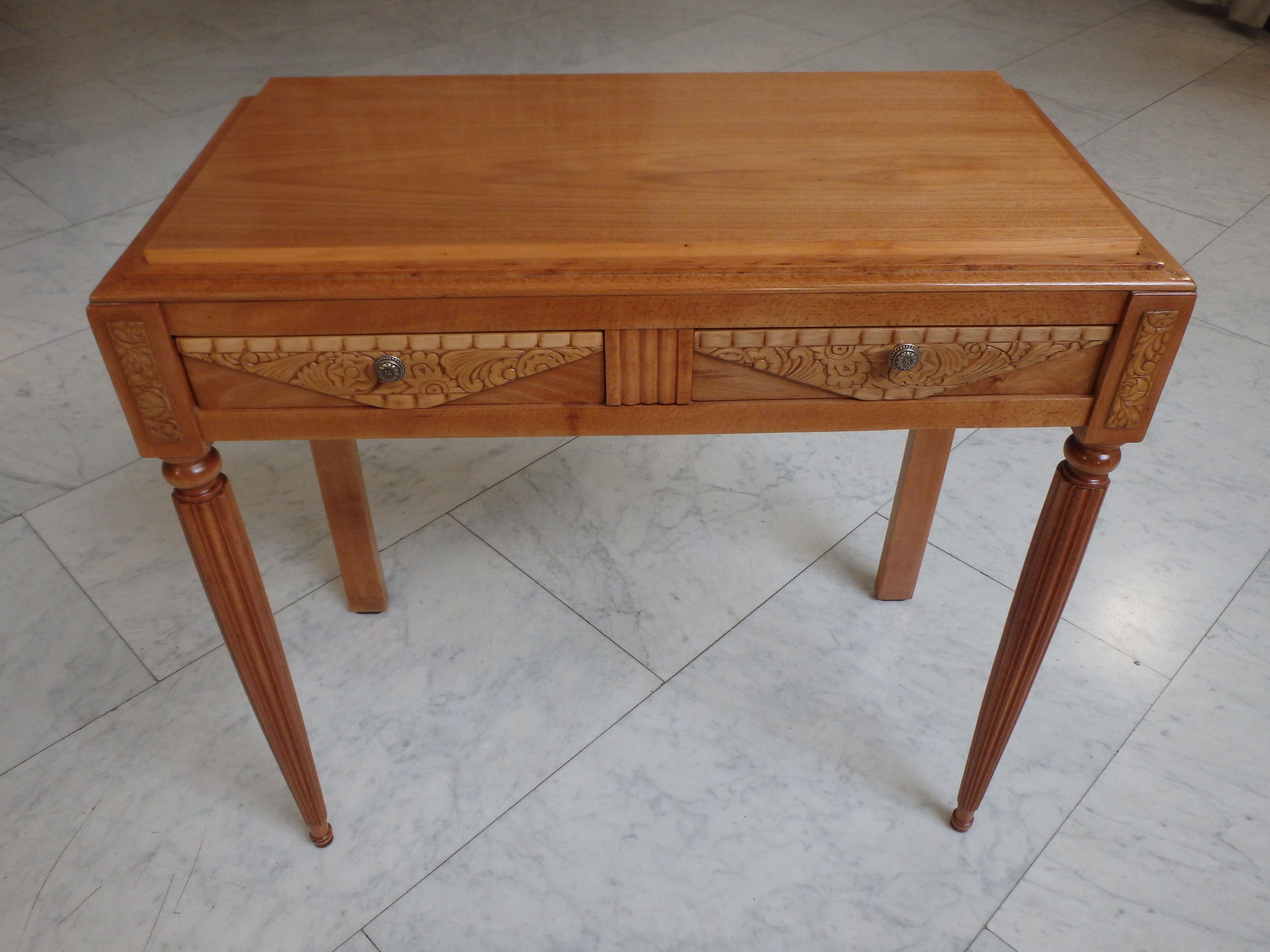 1920thies birch with cubistic carved flowers vanity , console or writing desk For Sale 5