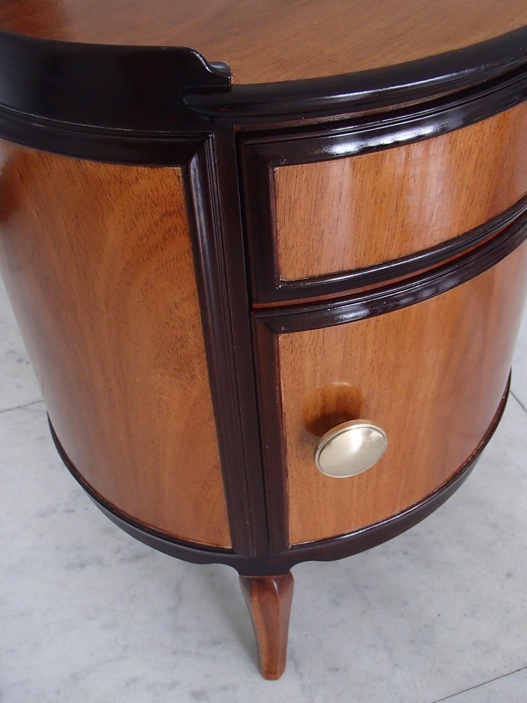 1920 This Pair Round of Full Mahogany Side Tables Nightstands with