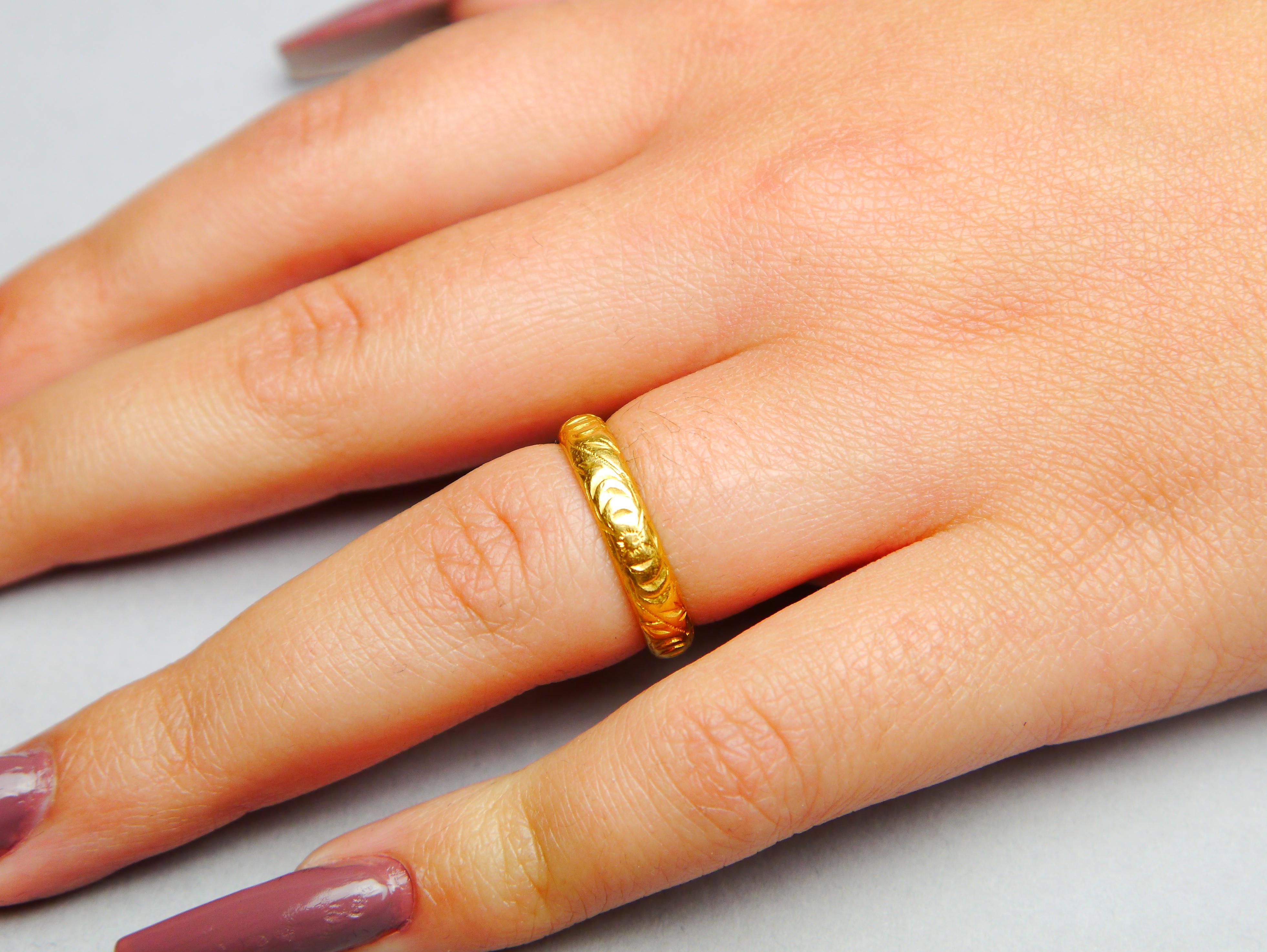 1921 Greta's Wedding Ring solid 23K Gold Ø US 5.5/ 5.6gr For Sale 2