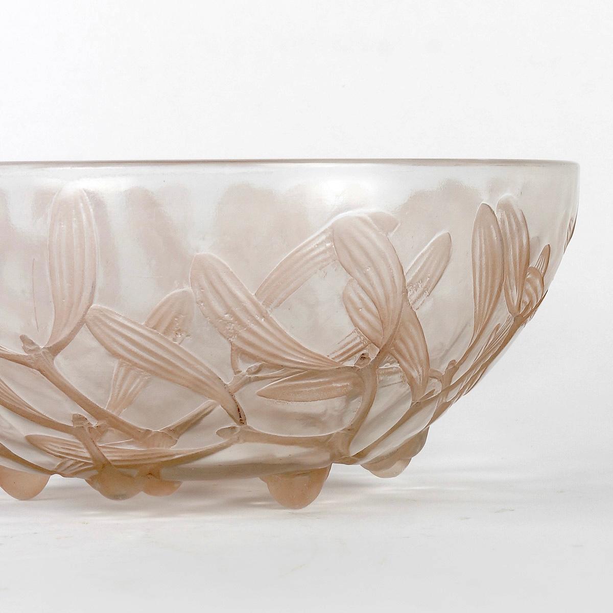 Art Deco 1921 René Lalique -Bowl Gui Mistletoe Glass with Sepia Patina For Sale