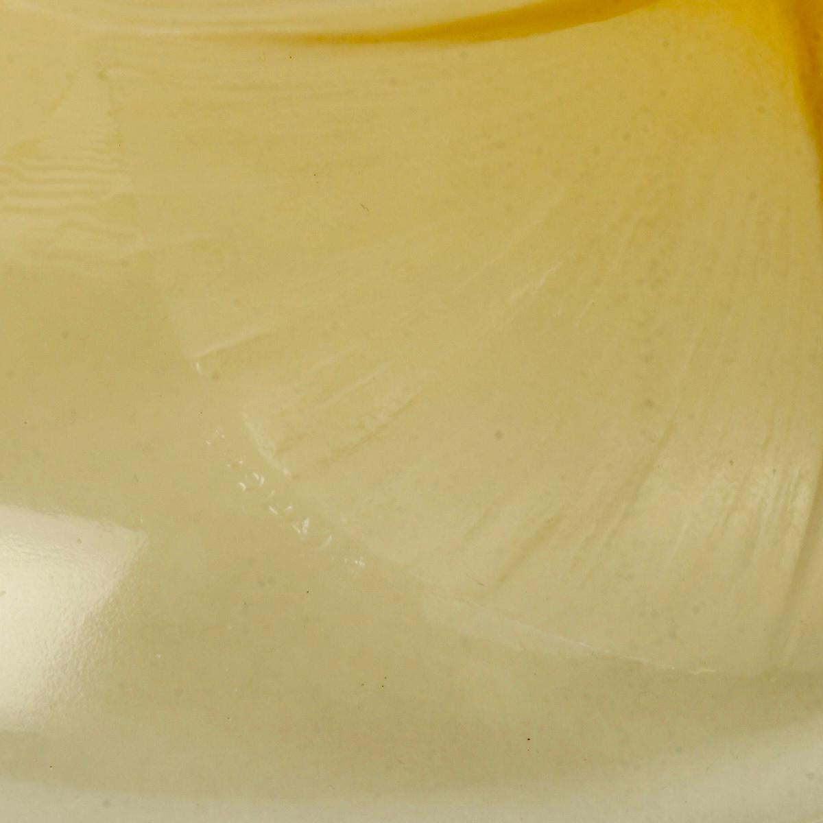 French 1921 René Lalique, Bowl Volubilis Yellow Opalescent Glass For Sale