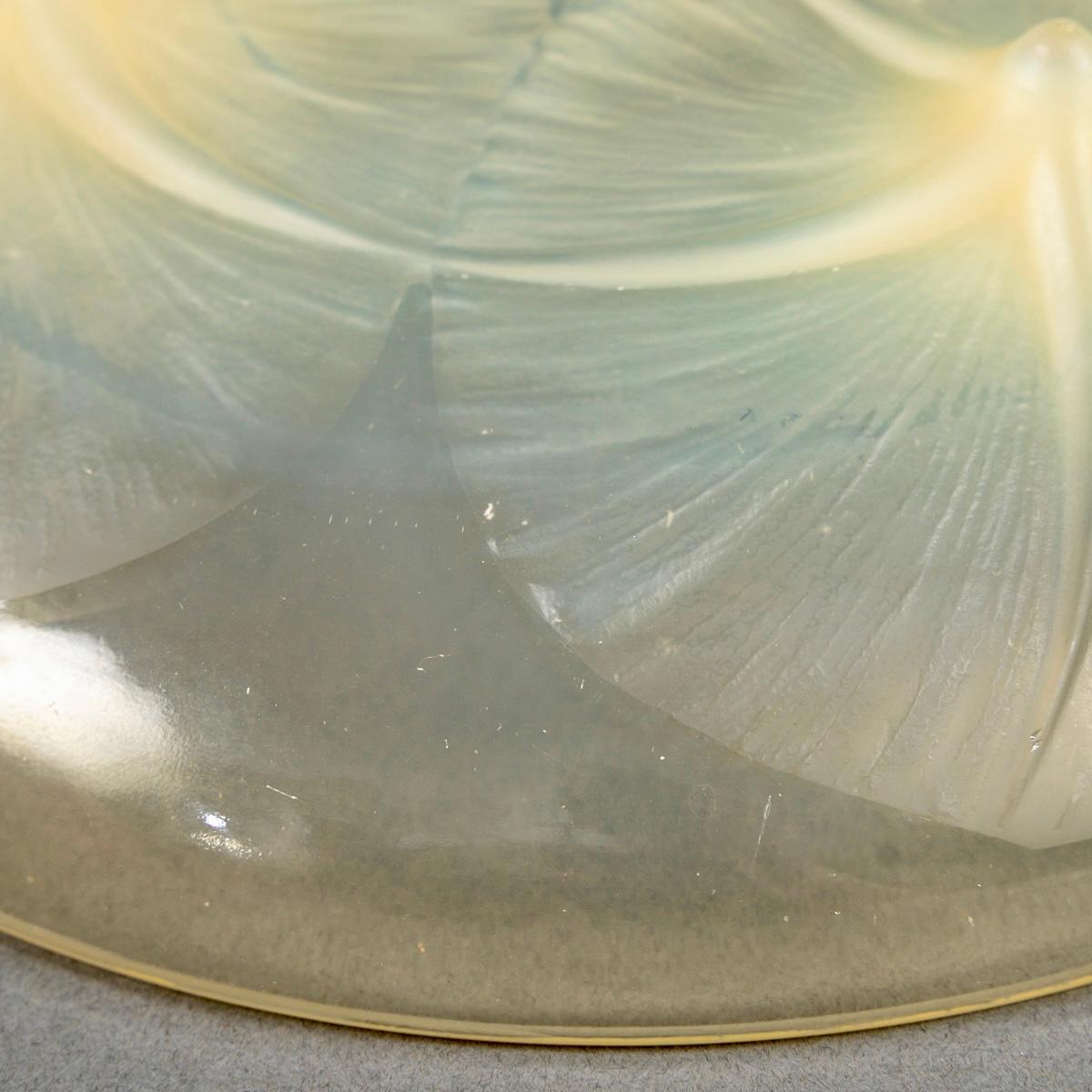 1921 René Lalique - Cuenco Volubilis Vidrio Opalescente Amarillo Moldeado en venta