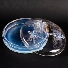 1921 René Lalique Boîte à Libellules Opalescent, Libellules