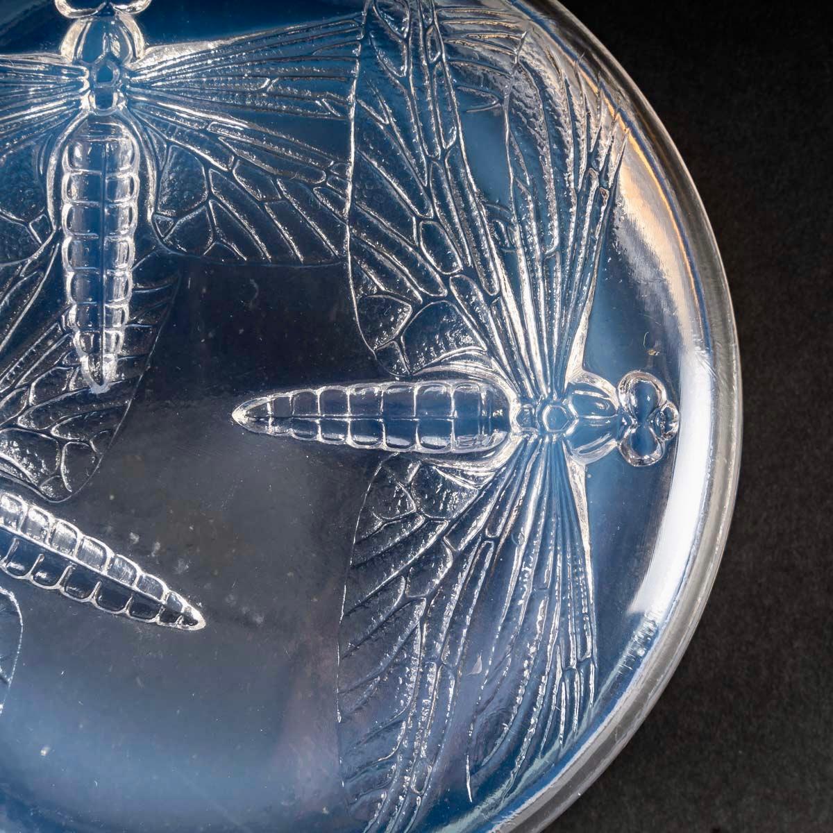 Art Deco 1921 René Lalique Box Jar Libellules Opalescent, Dragonflies