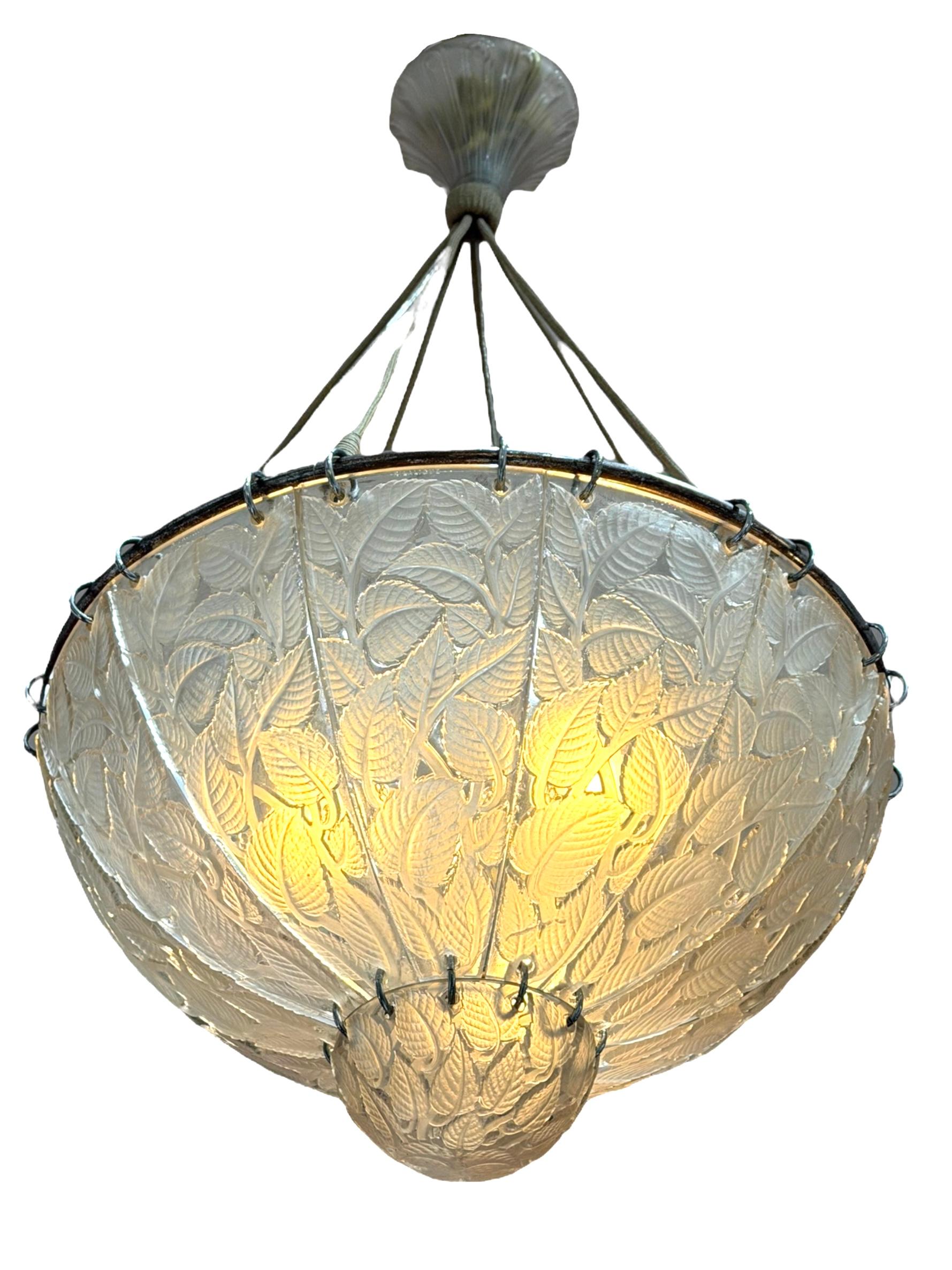 Molded 1921 René Lalique Ceiling Fixture Light Chandelier Feuilles de Charmes Glass For Sale