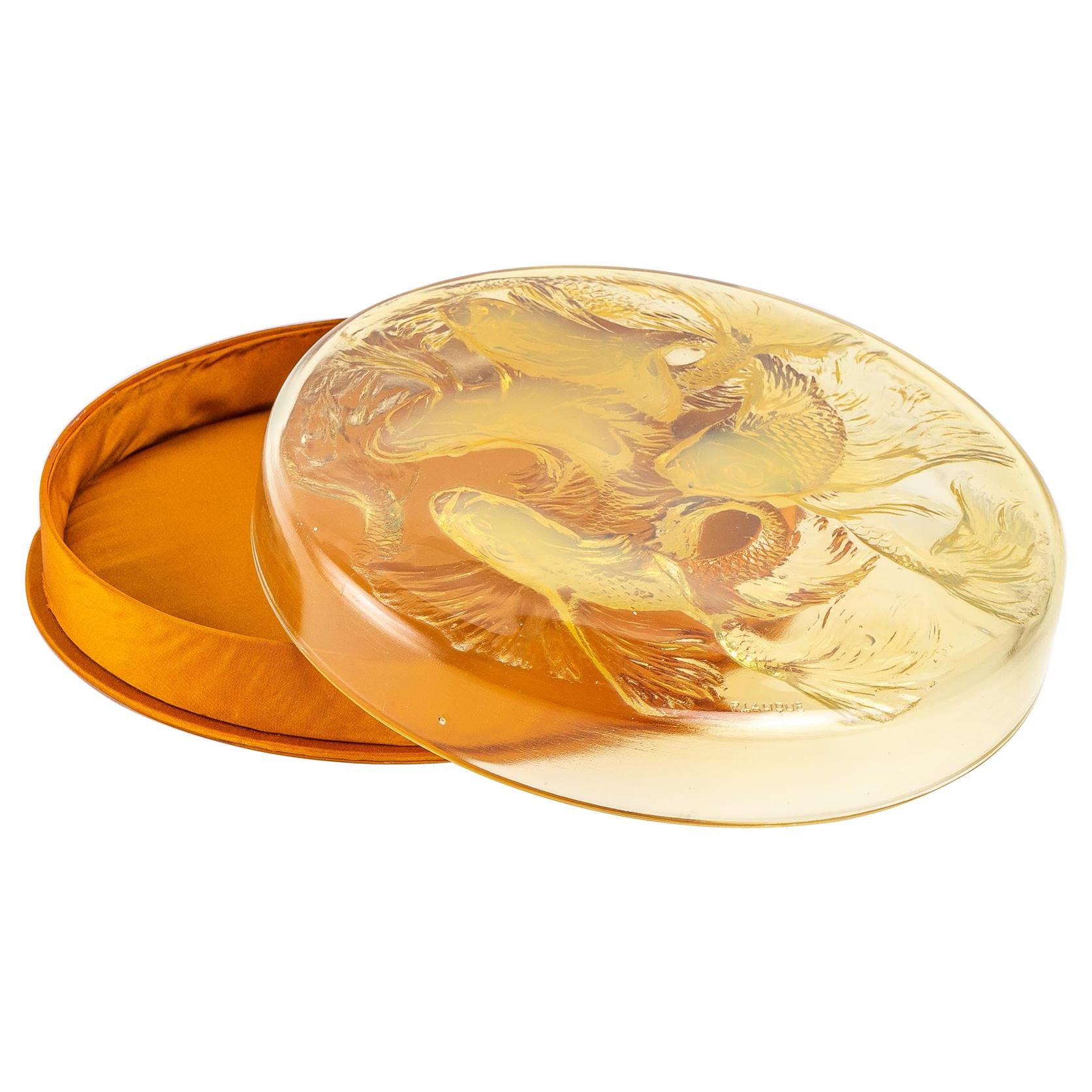 1921 Rene Lalique Cyprins Yellow Opalescent Box with Satin Base, Fishes