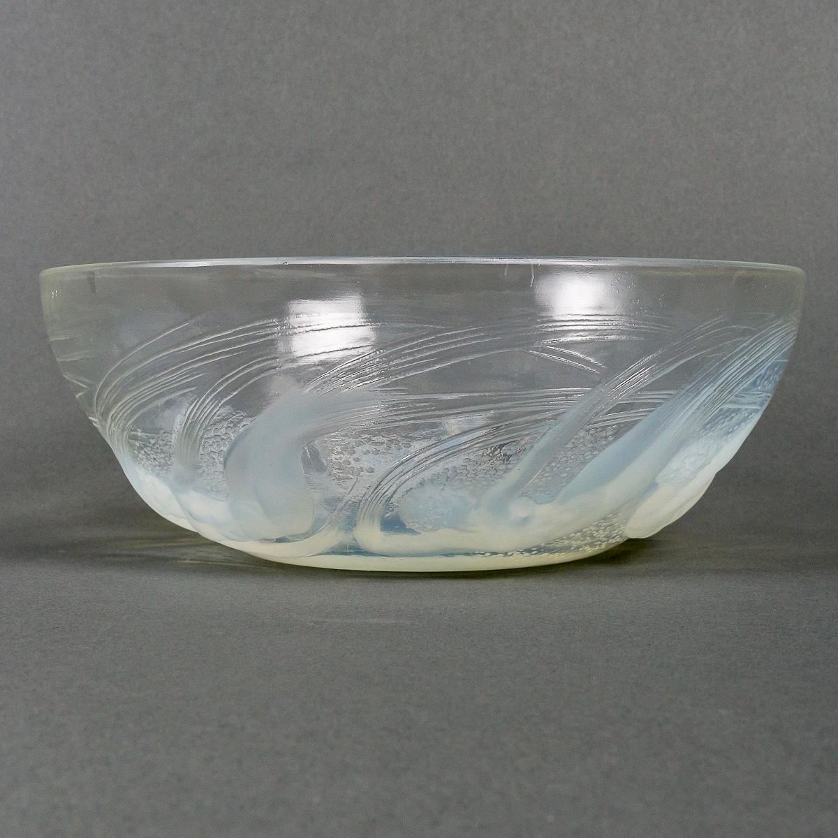 Early 20th Century 1921 René Lalique Dishes Plate & Bowl Ondines Opalescent Glass Mermaids For Sale