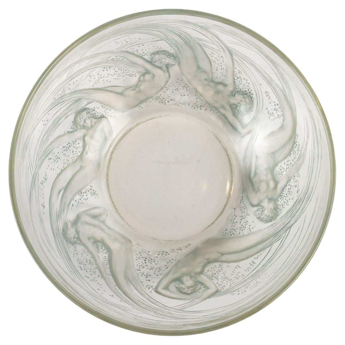 1921 René Lalique Ondines Bowl Clear Glass Blue Patina, Swimming Mermaid