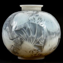 1921 René Lalique Poissons Vase Cased Opalescent Glass Blue-Grey Stain, Fishes
