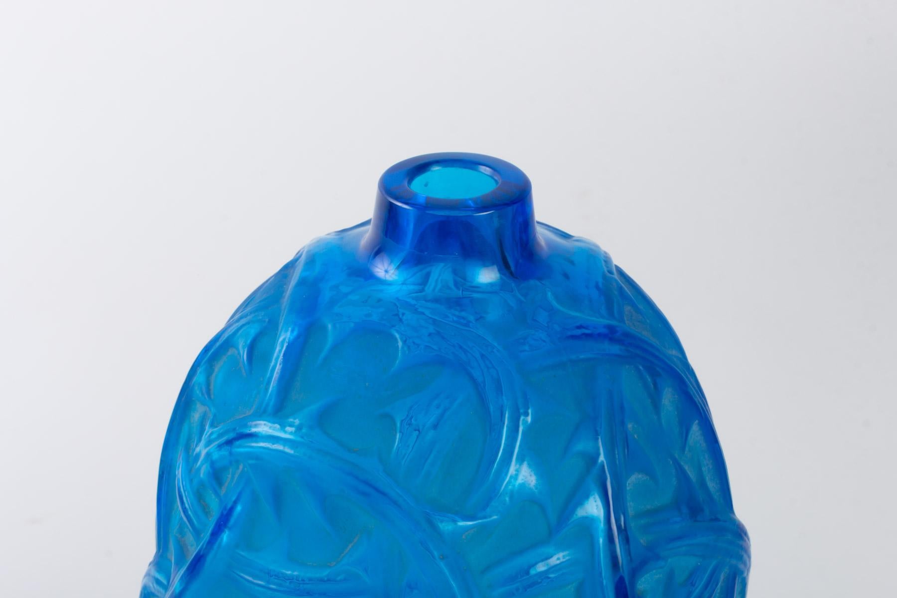 Art Deco 1921 René Lalique Ronces Vase in Blue Electric Glass with White Stain