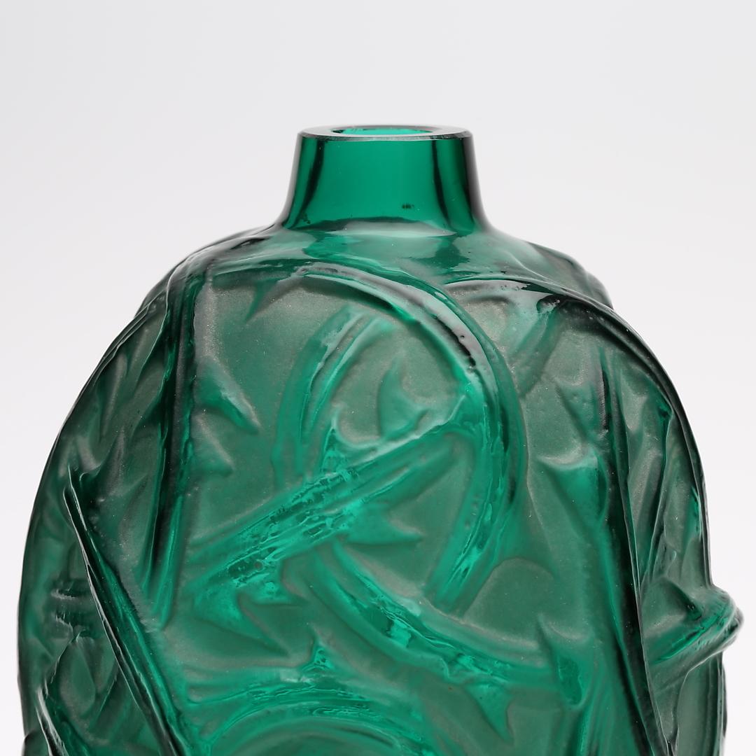 French 1921 Rene Lalique Ronces Vase in Emerald Green Glass