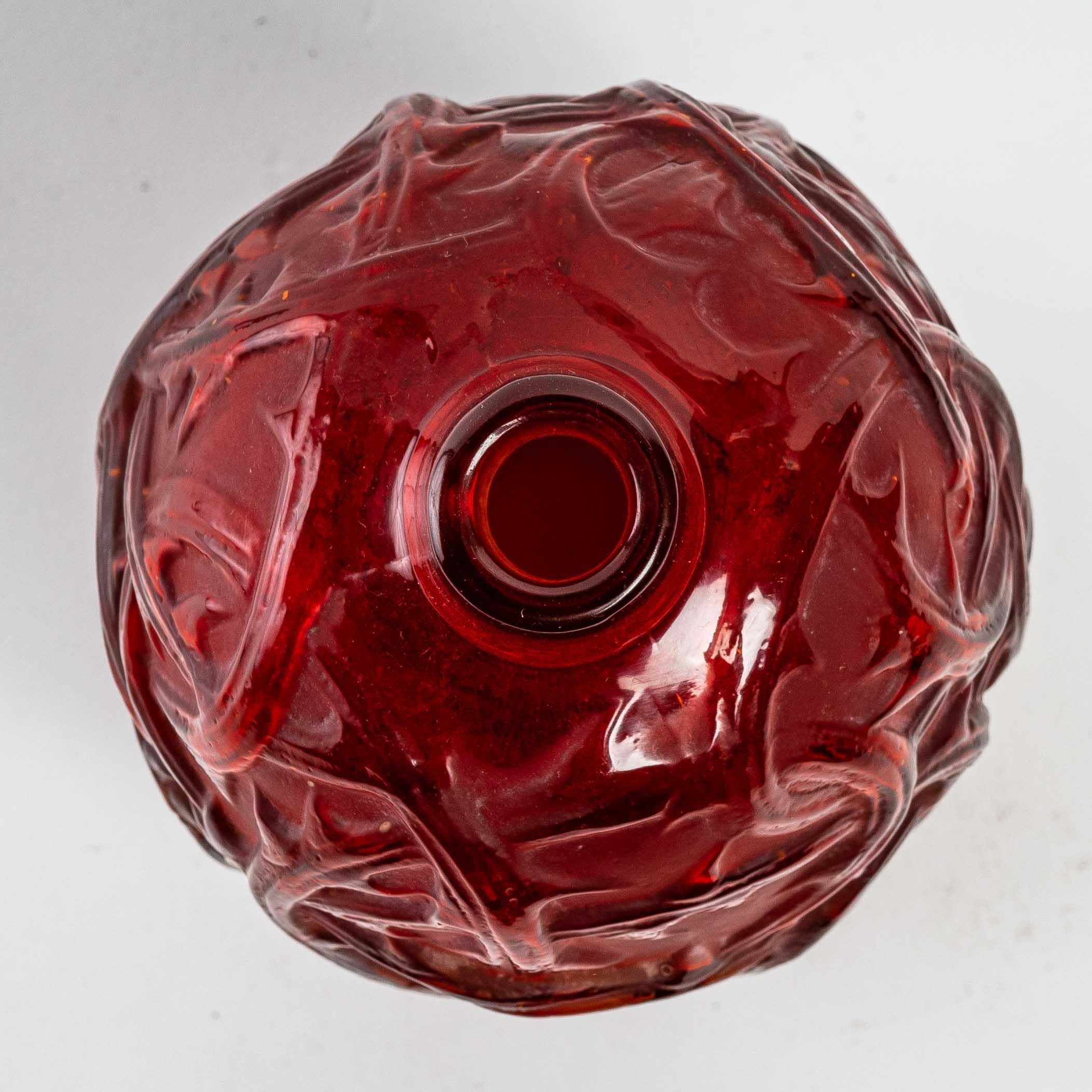 Art déco 1921 René Lalique Vase Ronces en verre rouge 