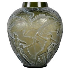 1921 René Lalique Vase Archers Grey Topaz Smoked Glass White Patina