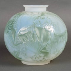 1921 René Lalique Vase Poissons Cased Opalescent Glass Green Patina Fishes