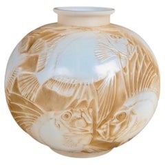 1921 René Lalique Vase Poissons Cased Opalescent Glass Sepia Patina Fishes